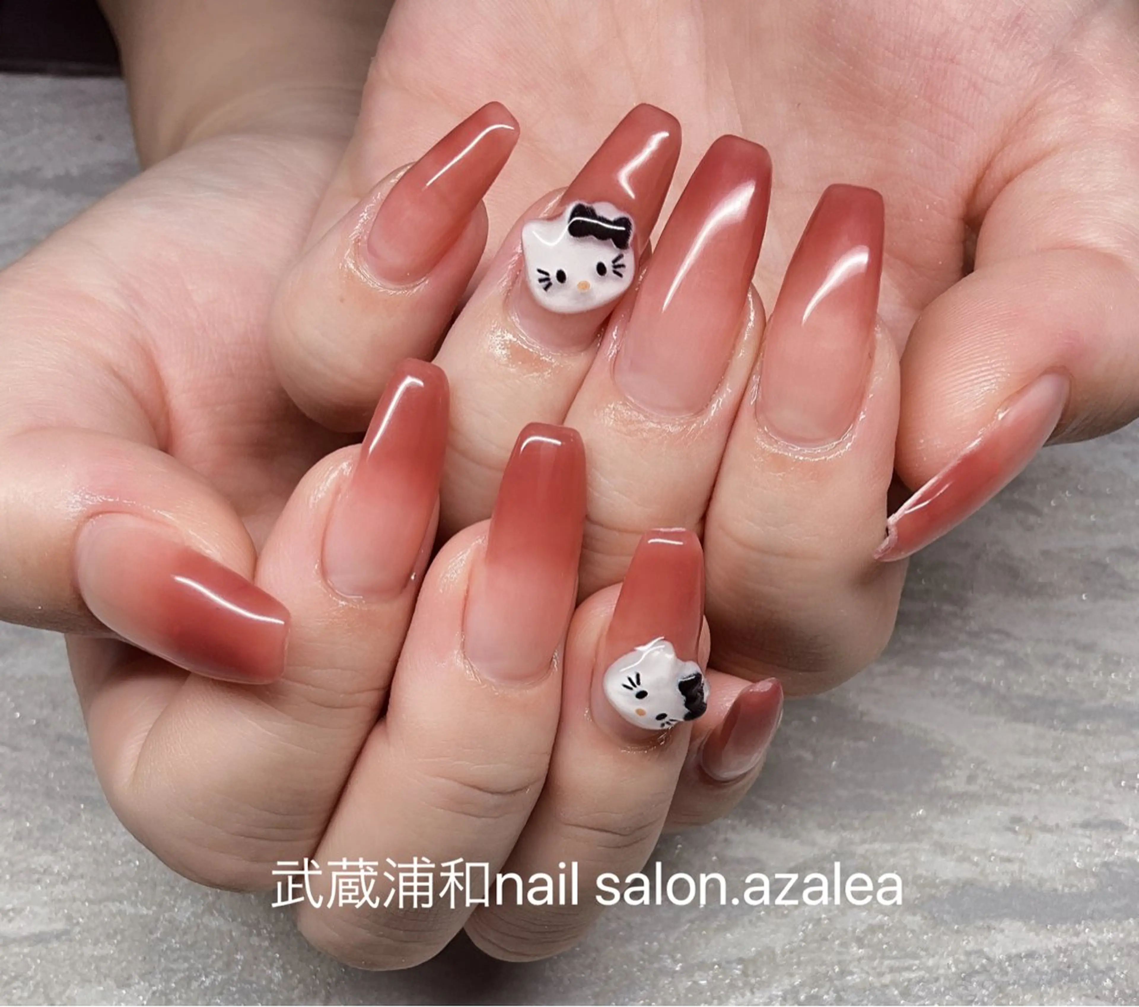 ネイル ハンドネイル R inのネイルデザイン