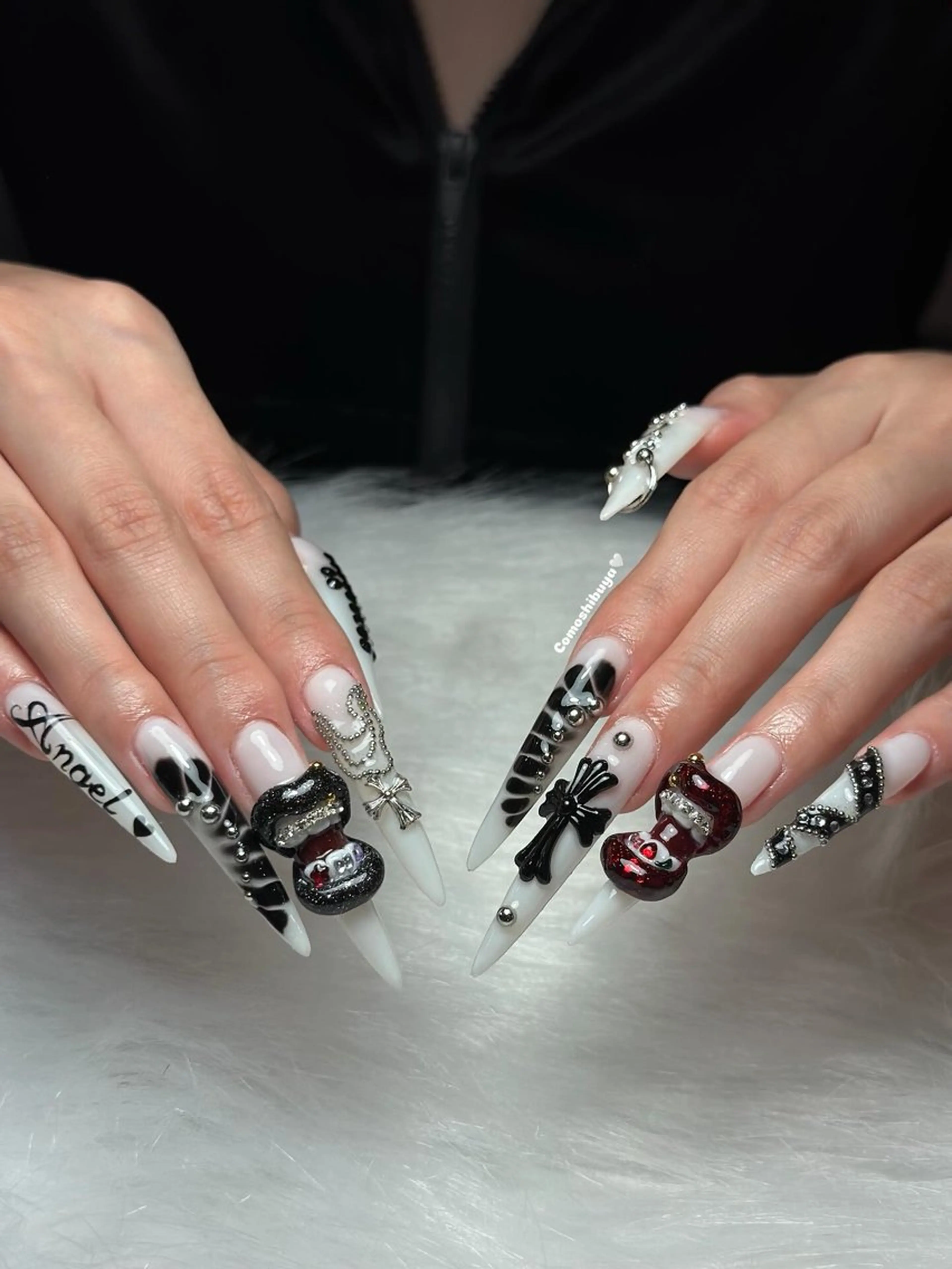 ネイル 韓国ネイル シンプルネイル ワンホンネイル CoMo Nail Studio所属・CoMo Nailのネイルデザイン