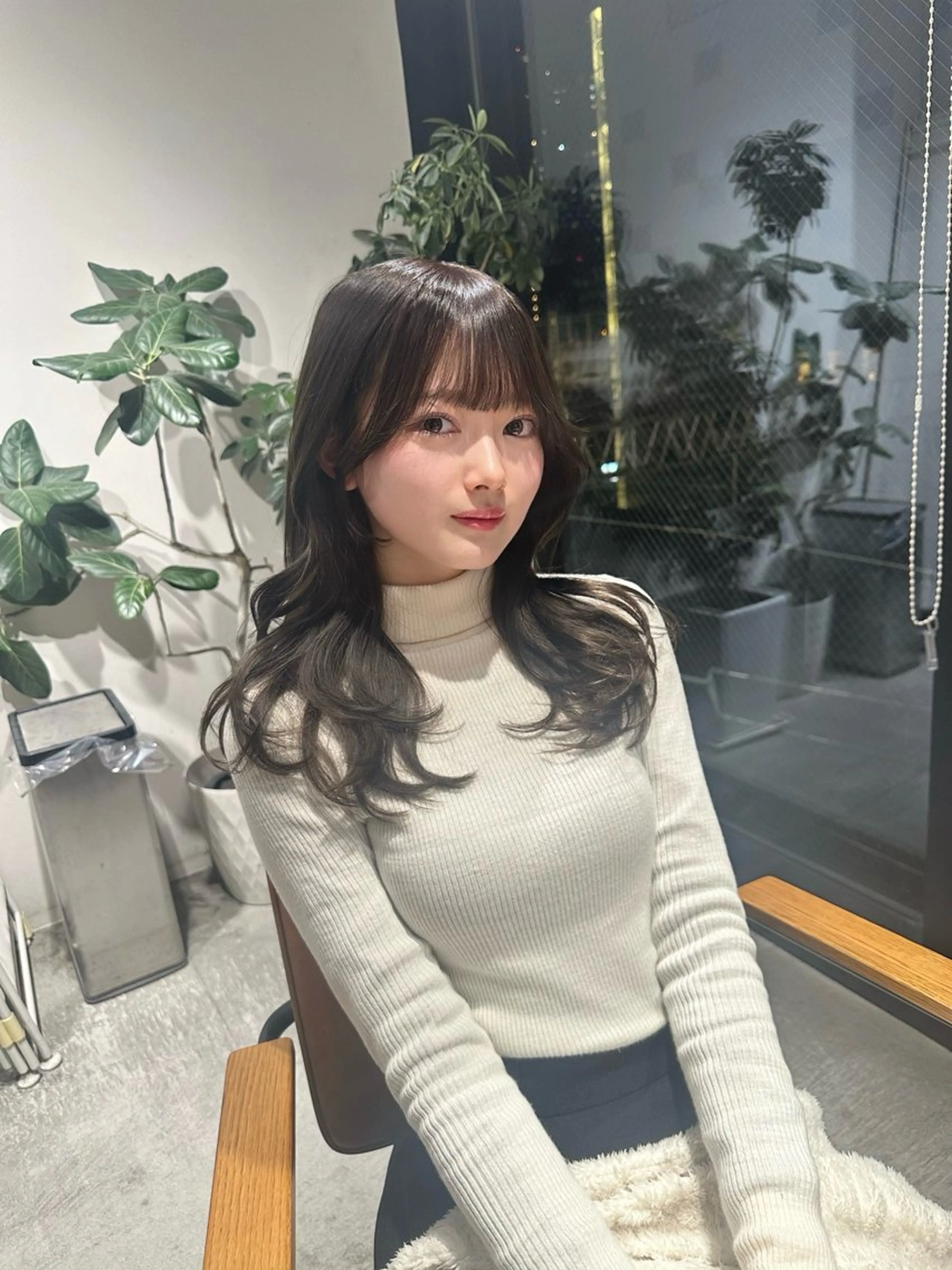 ロング カラー 韓国レイヤーカット 透明感カラー冨田那樹のヘアスタイル