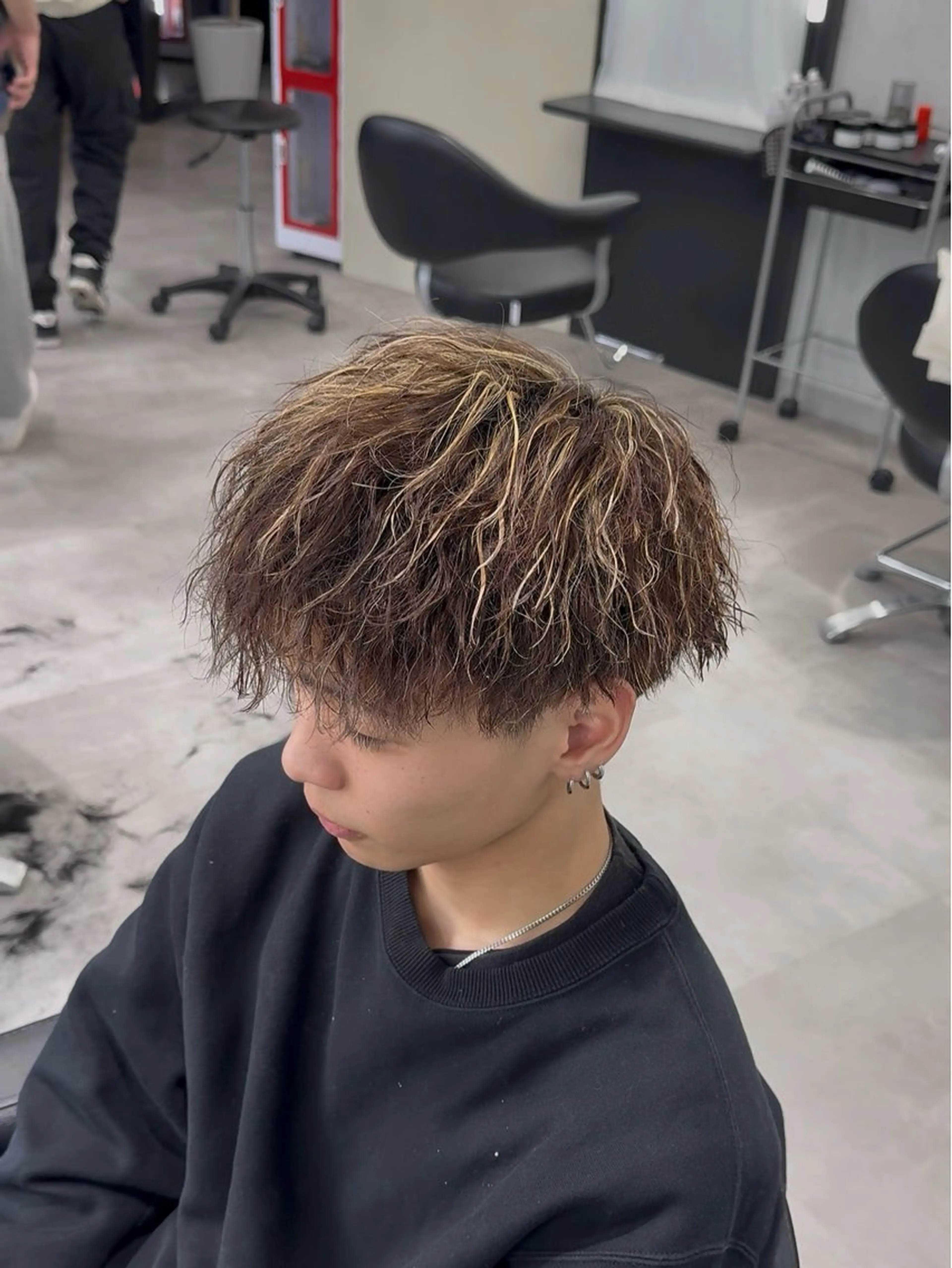 【メンズ】カット+パーマ+メッシュの写真