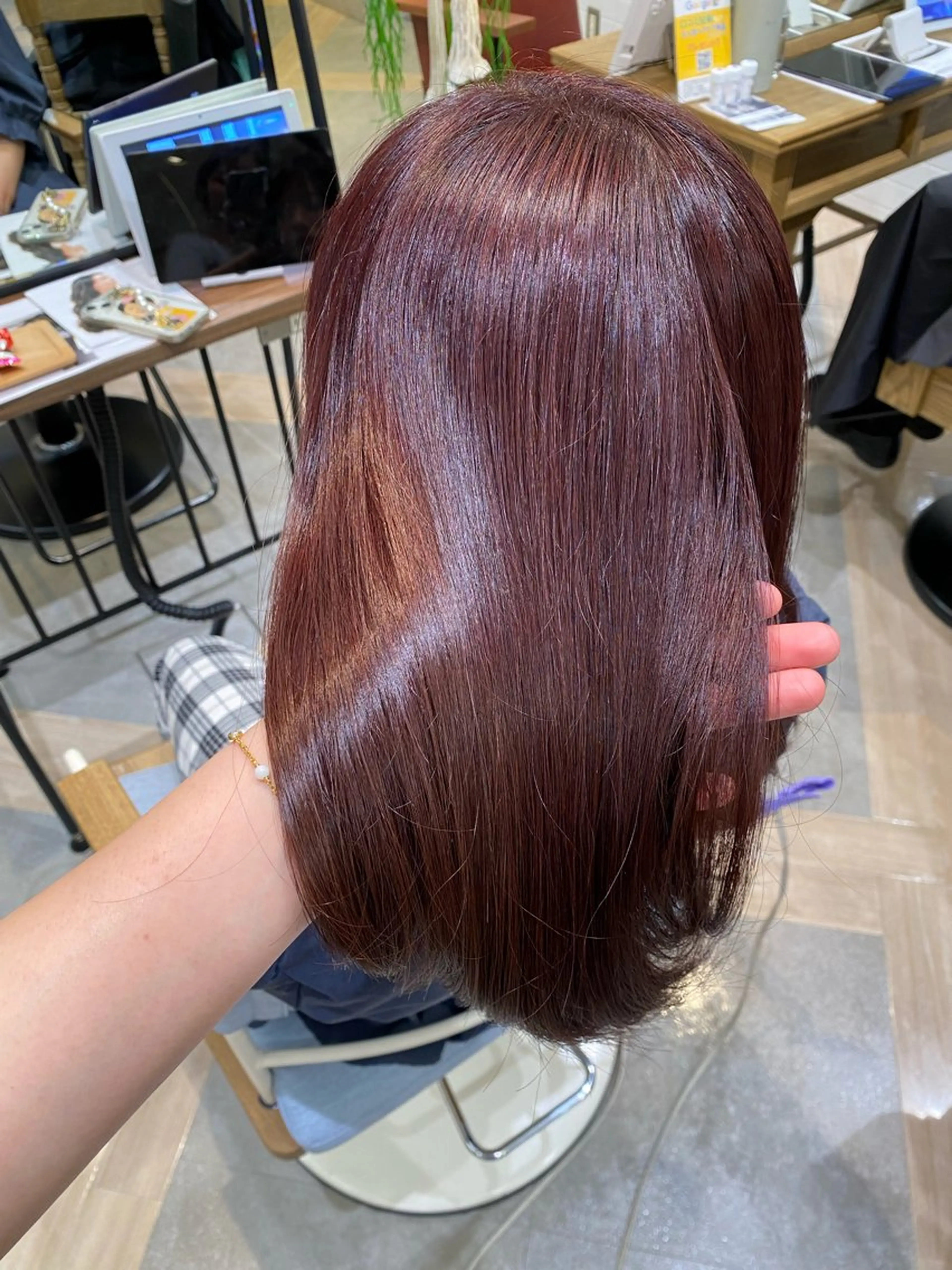 ミディアム ZAZA  新宿 杉瀧芽衣のヘアスタイル