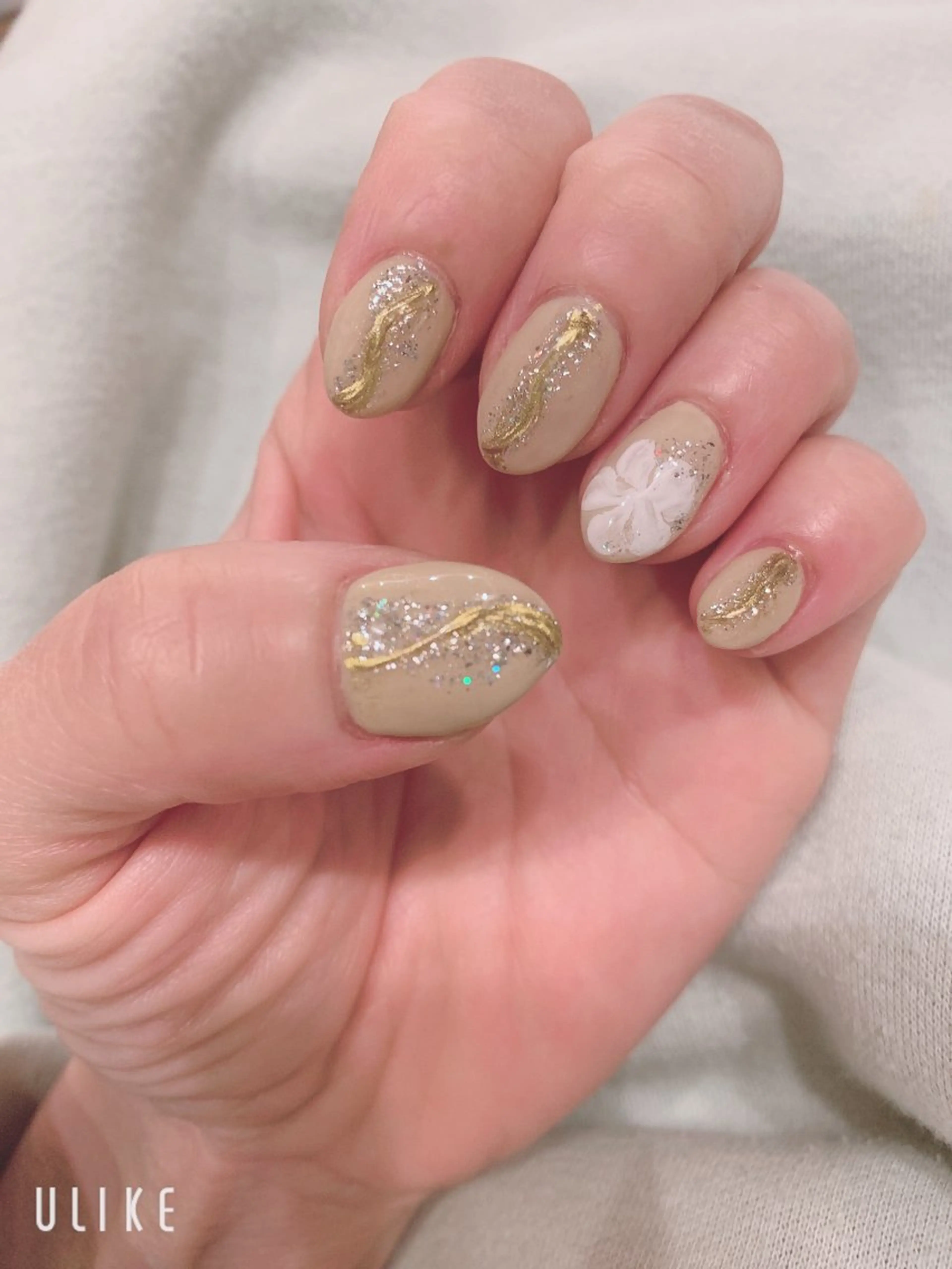 ネイル 入学式 卒業式 ラメ(グリッター) ミラーネイル ニュアンスネイル SUZUKI Mのネイルデザイン