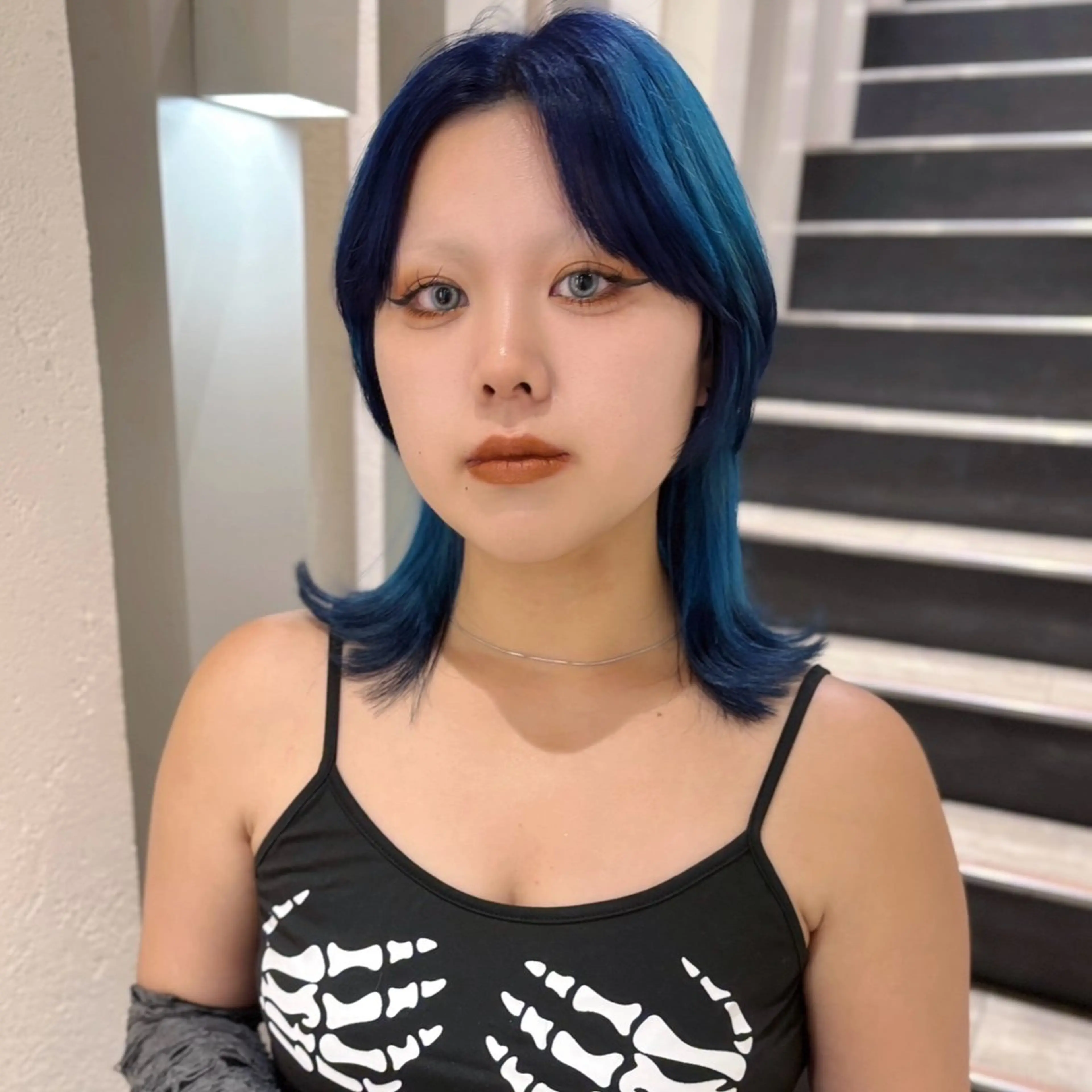 セミロング カラー ヘアカラー レイヤーカット⭐️ ブリーチ桑原 日花理のヘアスタイル