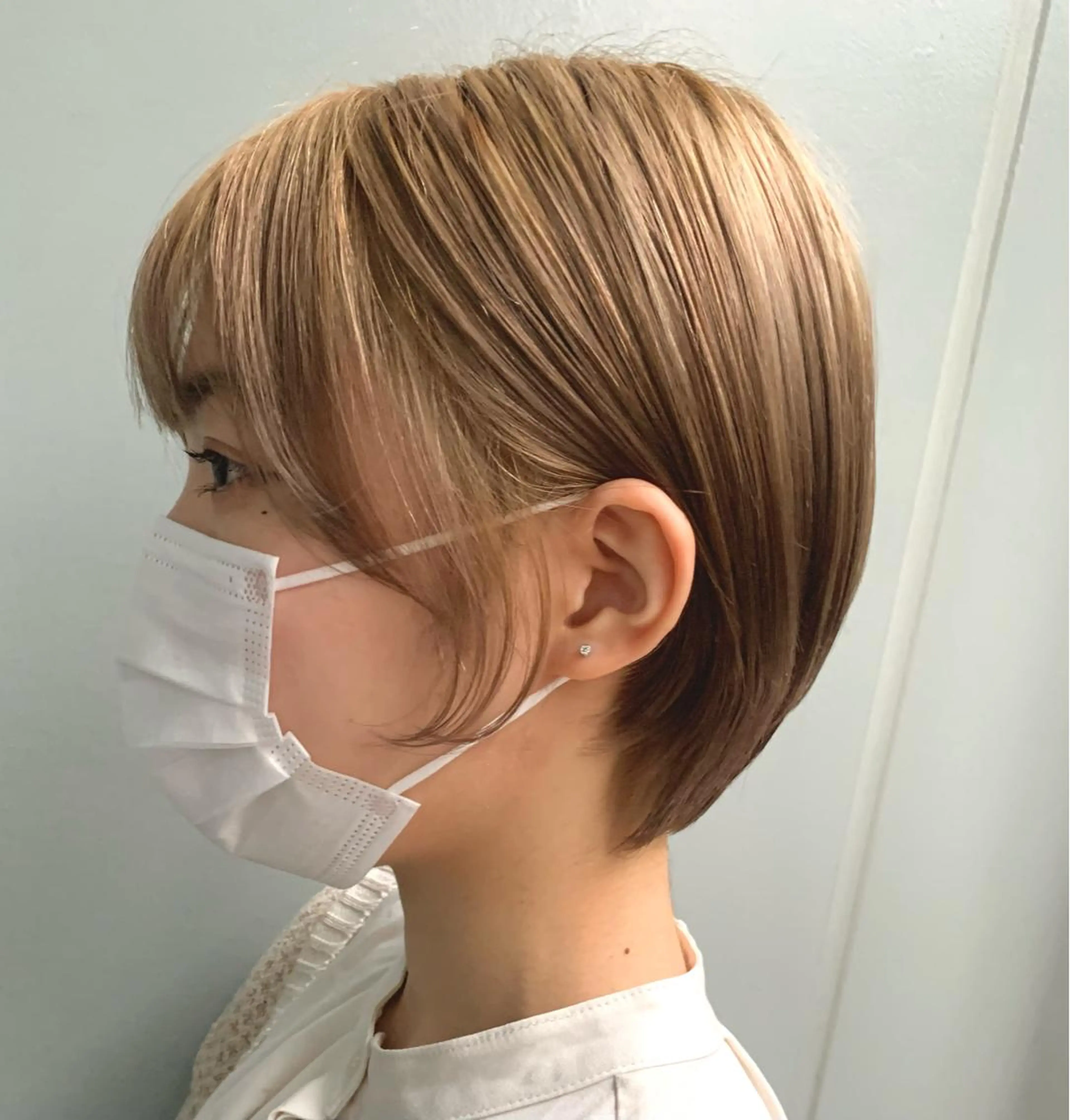 ショート カラー ainico.所属・明治神宮前 NANAMIのヘアスタイル