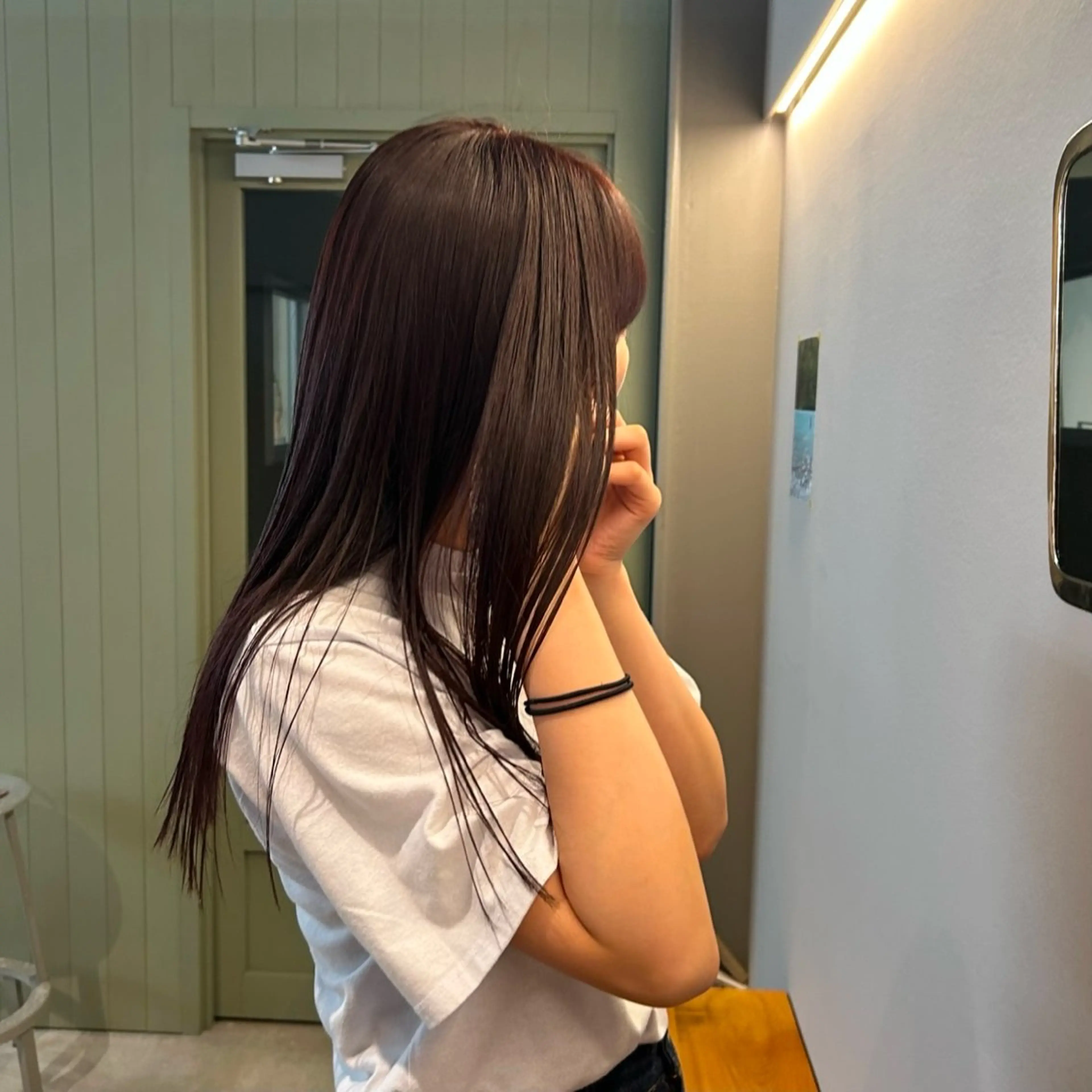 ロング 石黒 良華のヘアスタイル