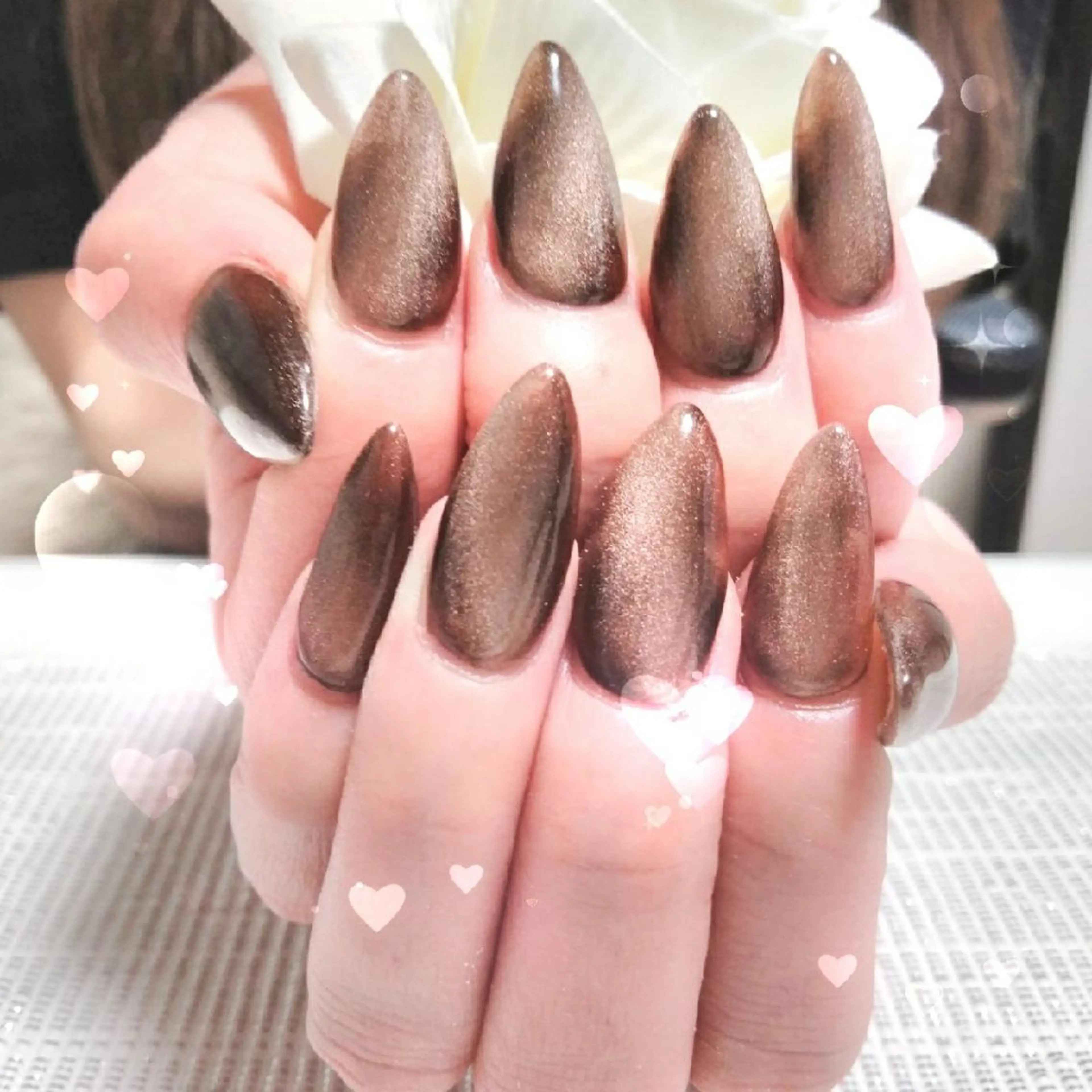 ネイル エステとネイル ローズコンフォートのネイルデザイン