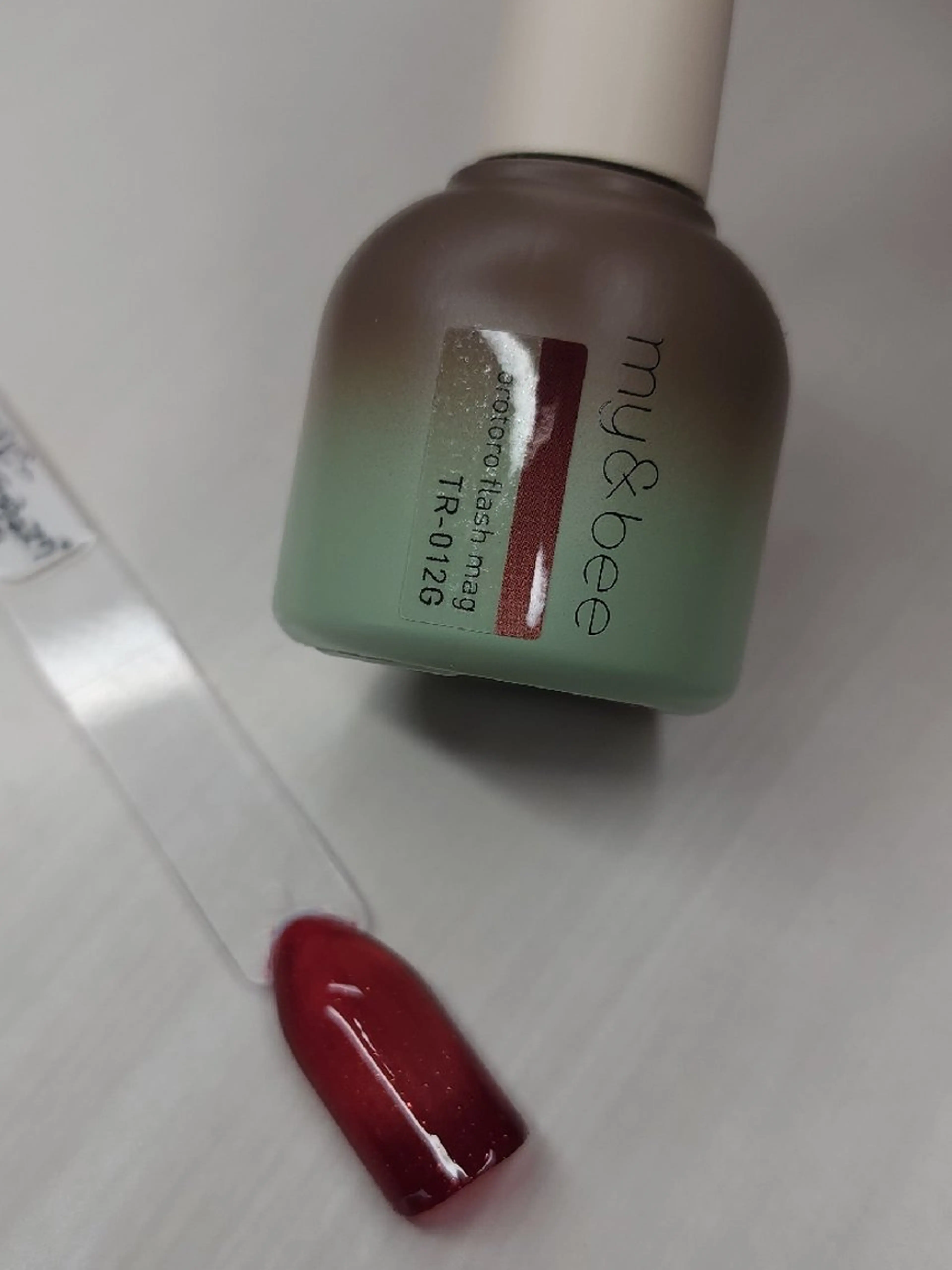 ネイル y. miyabiのネイルデザイン