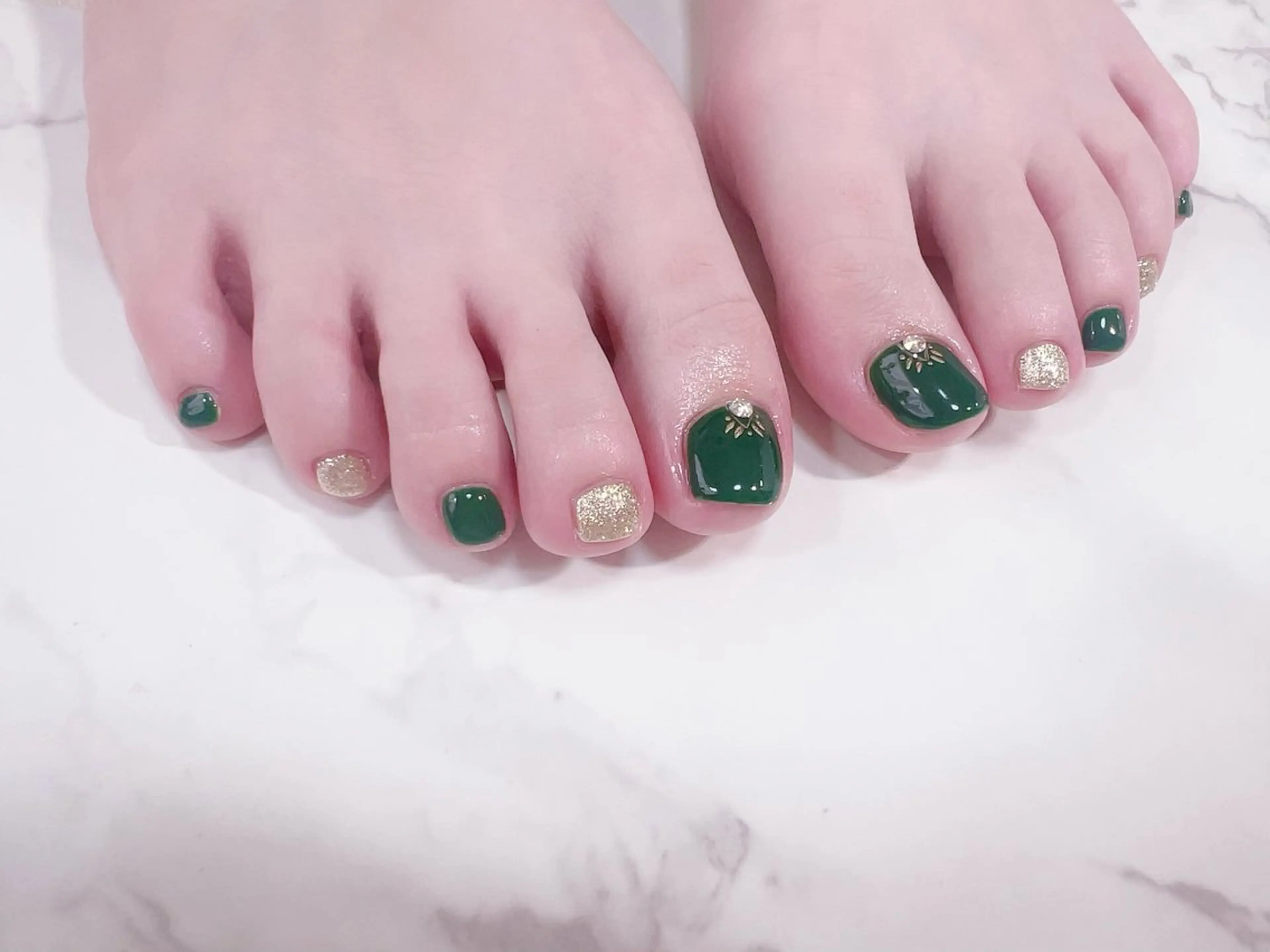 ネイル 持ち込み Regaro i.sのネイルデザイン