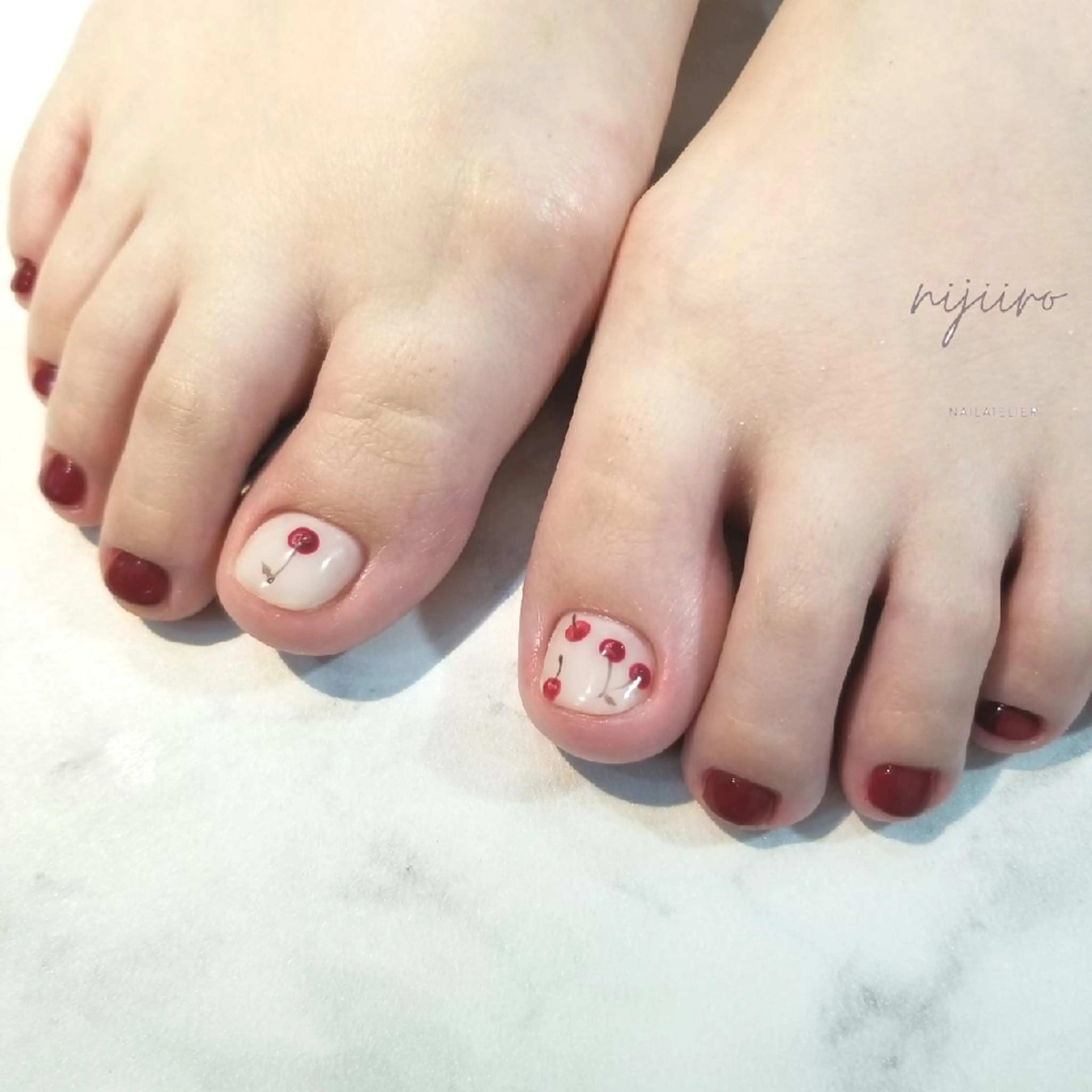 ネイル フットネイル フットネイル nailatelier nijiiro.所属・nijiiro🌈 サトウのネイルデザイン