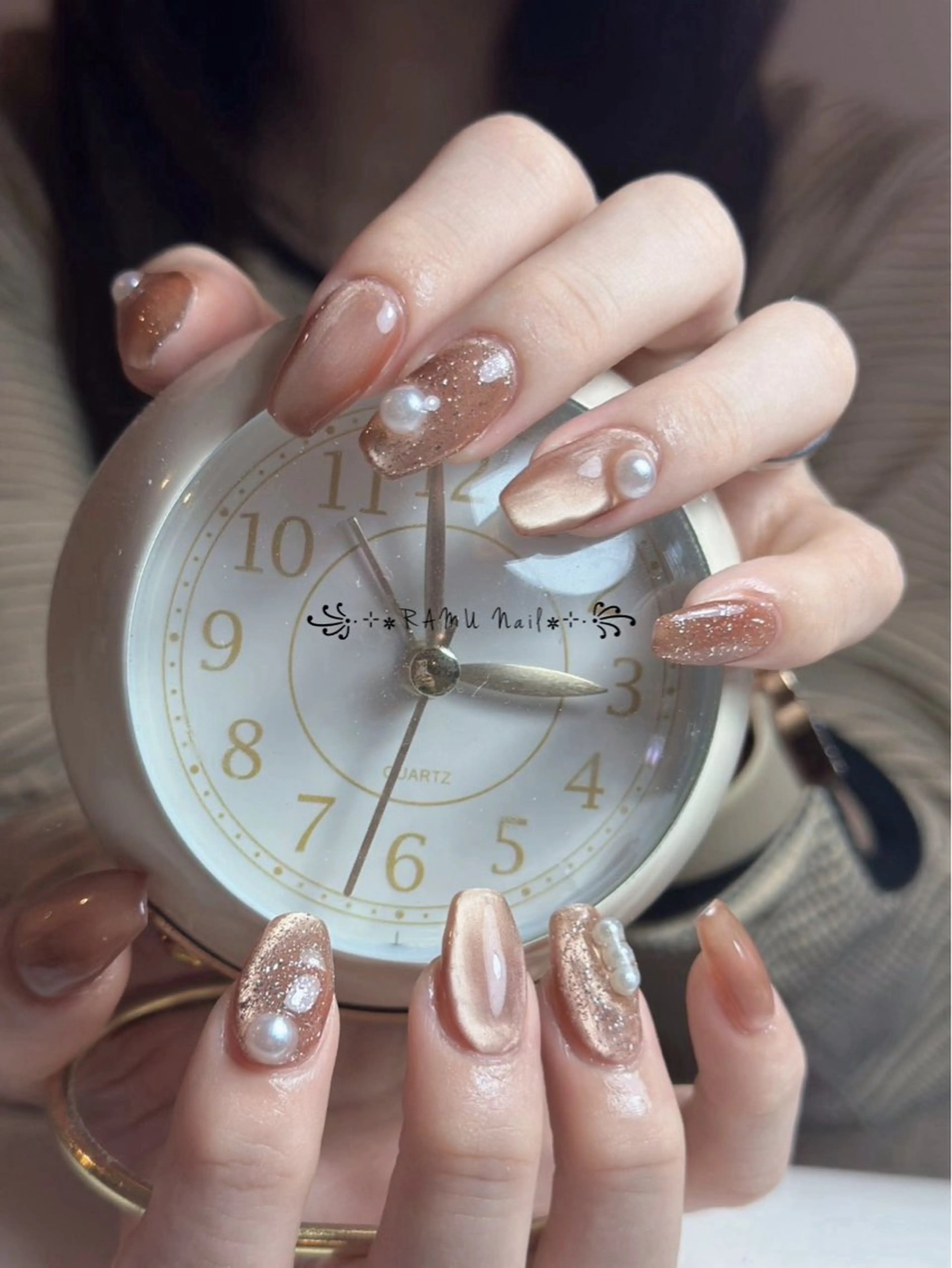 ネイル キラキラネイル マグネットネイル ミラーネイル ピンク 春ネイル ハンドネイル RAMU Nail 恵比寿店のネイルデザイン