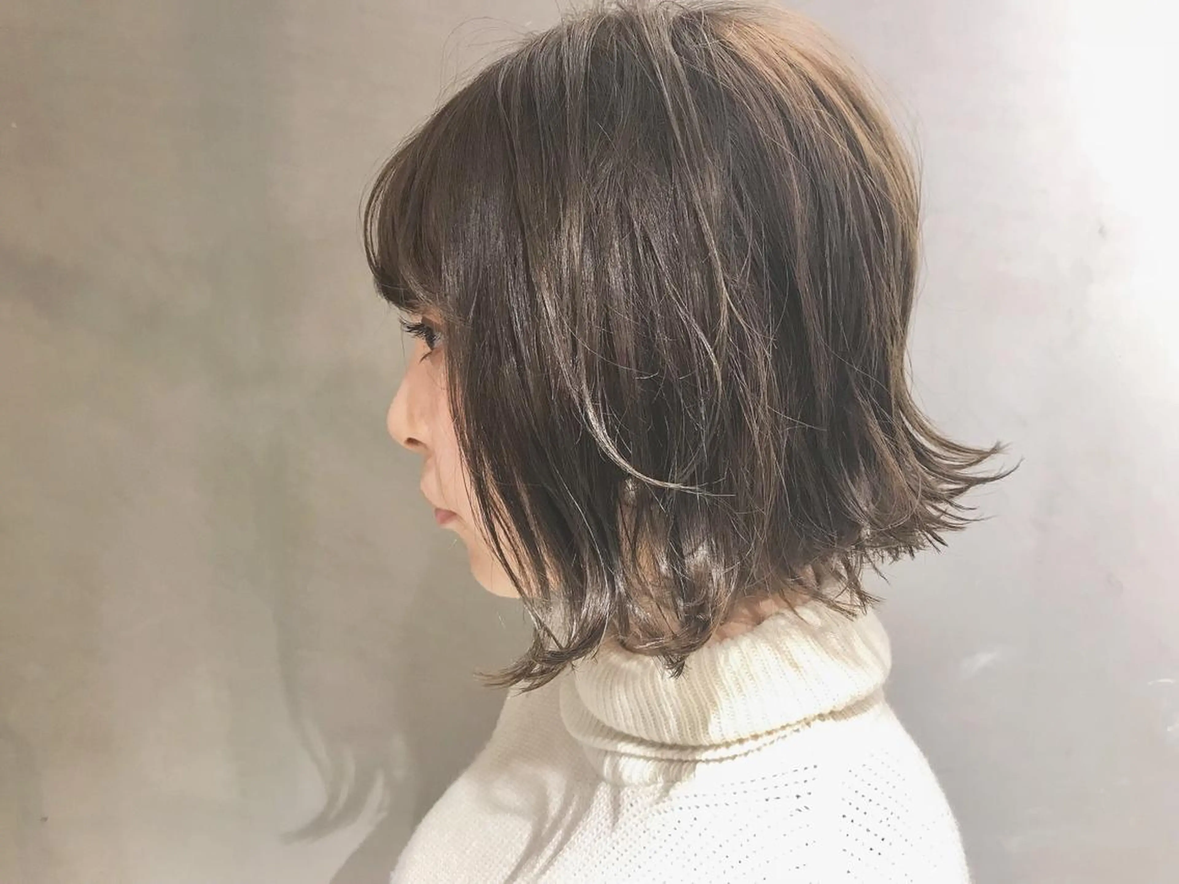 ショート 前下がりボブ ボブ 外ハネヘア BRICK所属・［BRICK］Yui ナチュラル系の極みのヘアスタイル