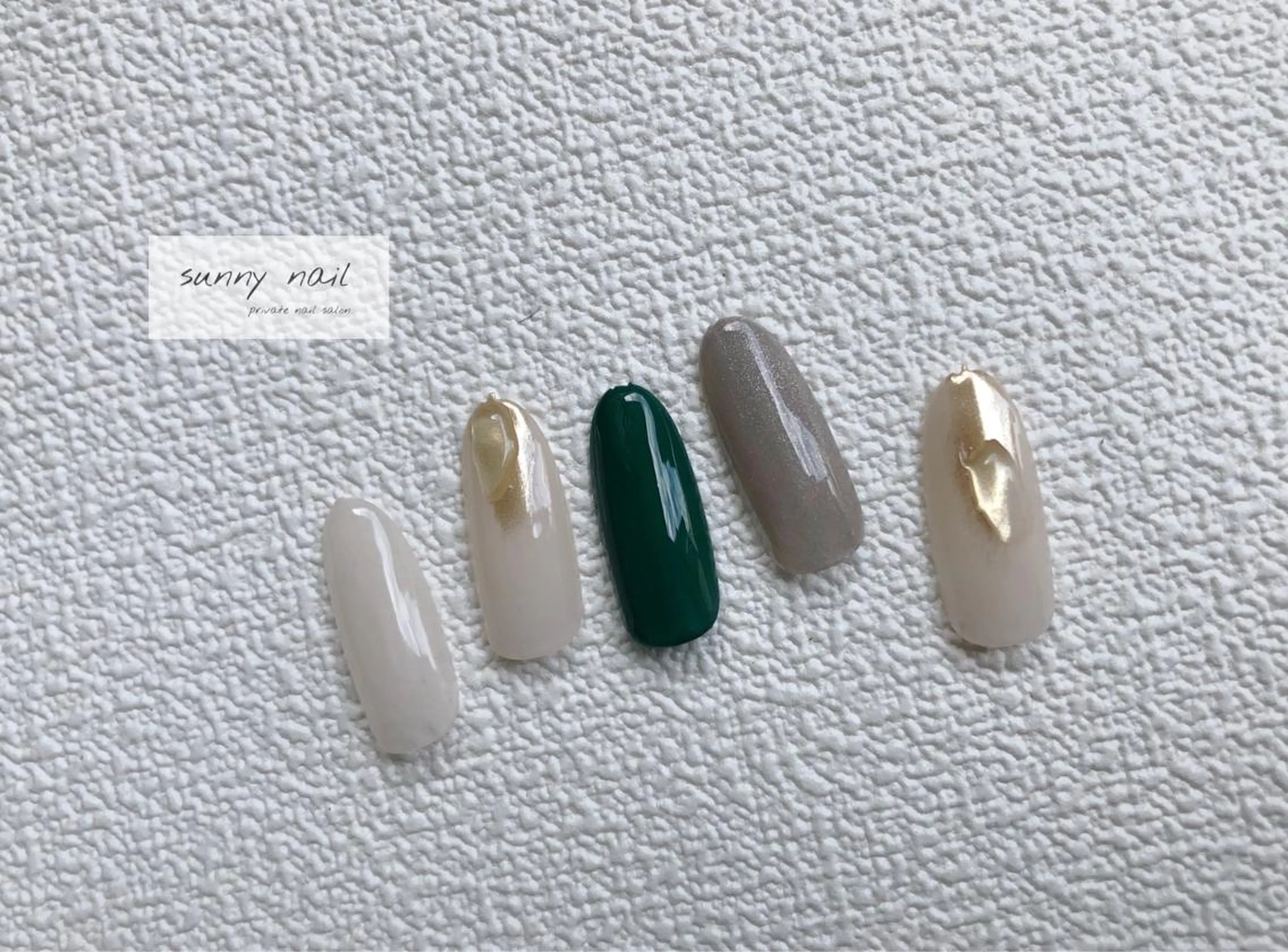 ネイル カジュアル ジェルネイル グリーン マグネットネイル ミラーネイル sunny nailのネイルデザイン