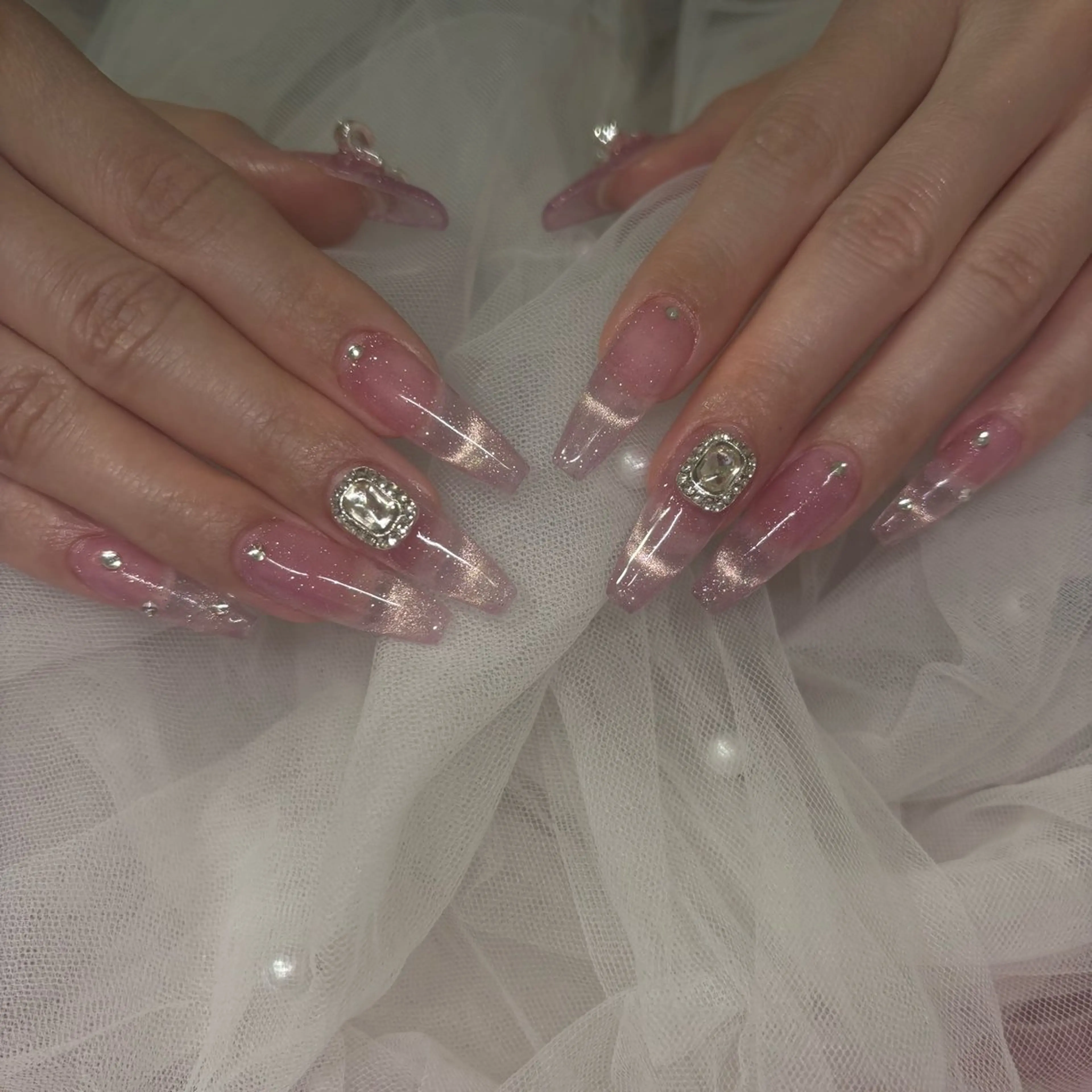 ネイル スカルプネイル ハンドネイル Jasmine💟 ラテン系お姉さんのネイルデザイン