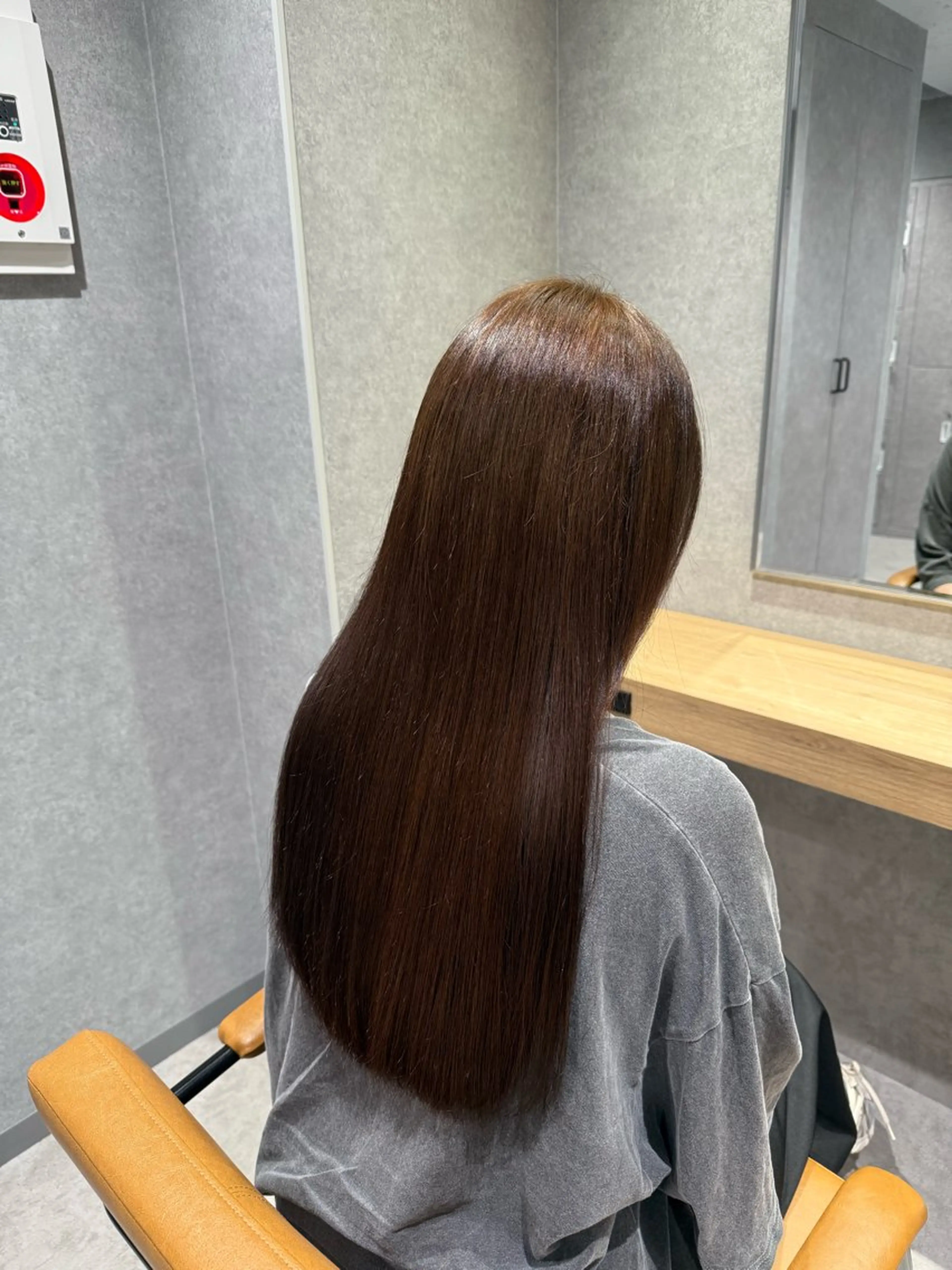 ロング カラー ヘアカラー 青木 あいかのヘアスタイル