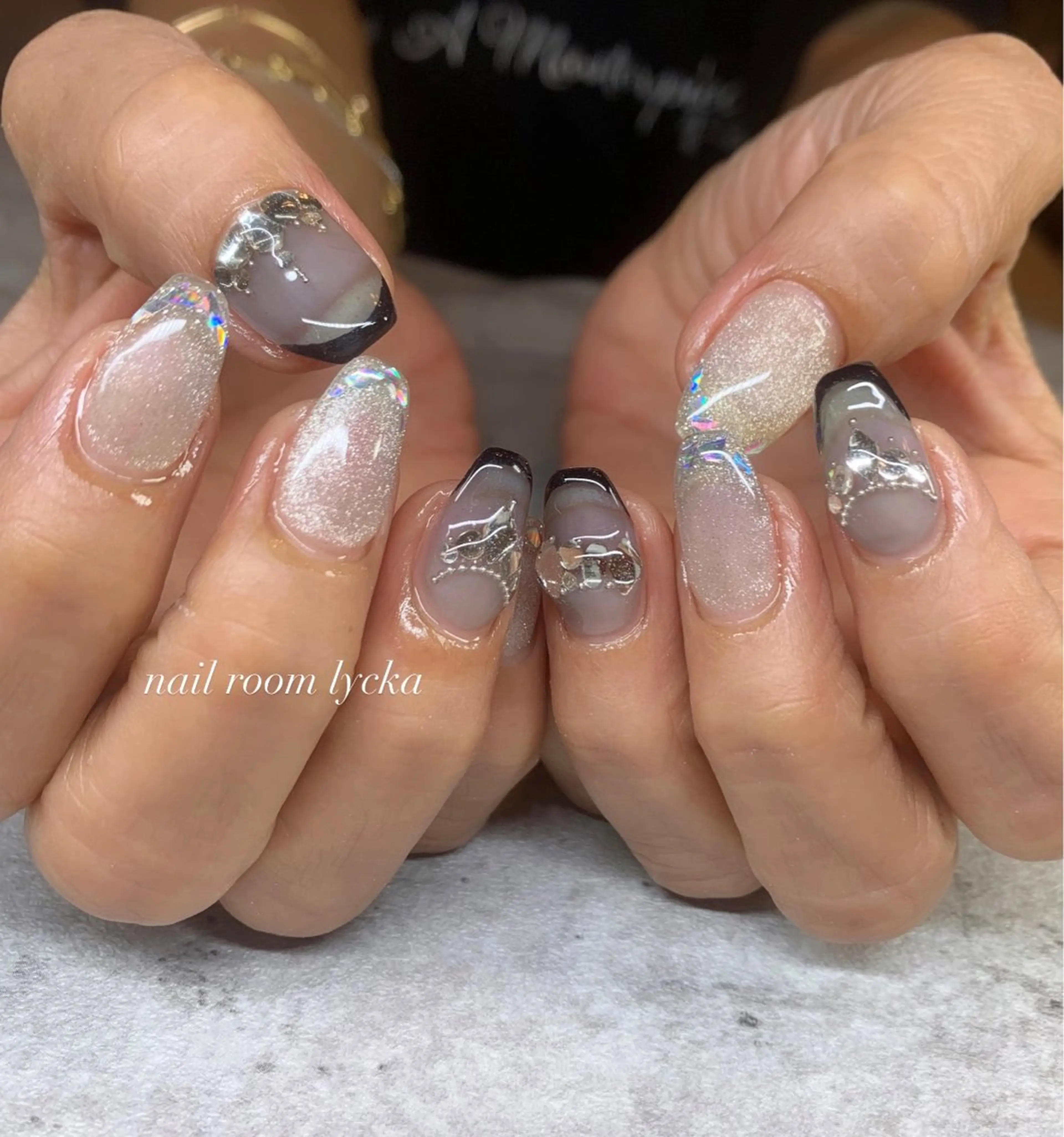 ネイル ﾈｲﾙﾙｰﾑﾘｯｶ 𝐦𝐚𝐲𝐮のネイルデザイン