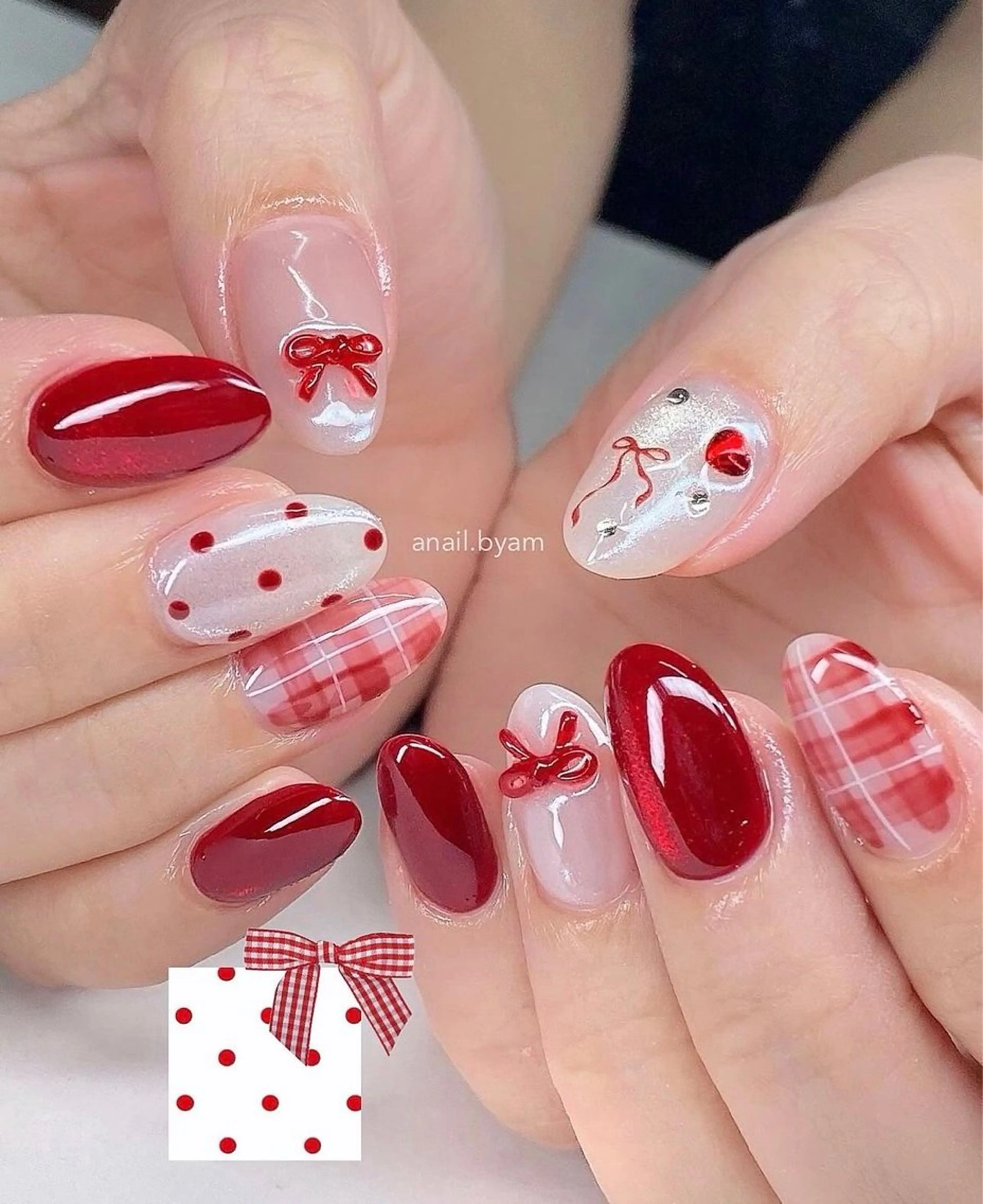 ネイル グラデーション ラメ(グリッター) マグネットネイル ミラーネイル ニュアンスネイル ハンドネイル Lumi de nails所属・Lumi de nailsのネイルデザイン