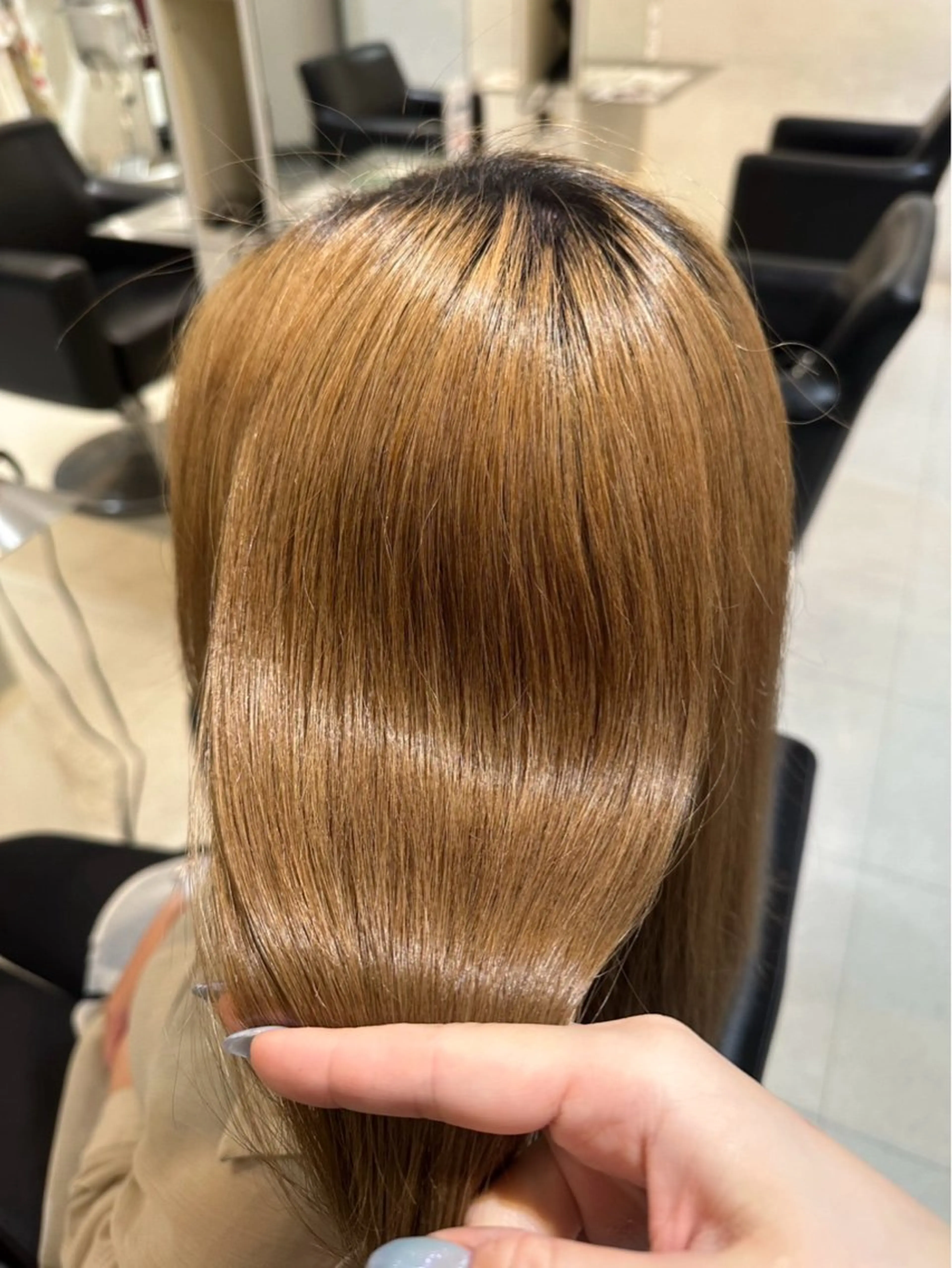 ミディアム 髪質改善 Gran addict所属・狗巻彩羽 (イヌマキイロハ)のヘアスタイル