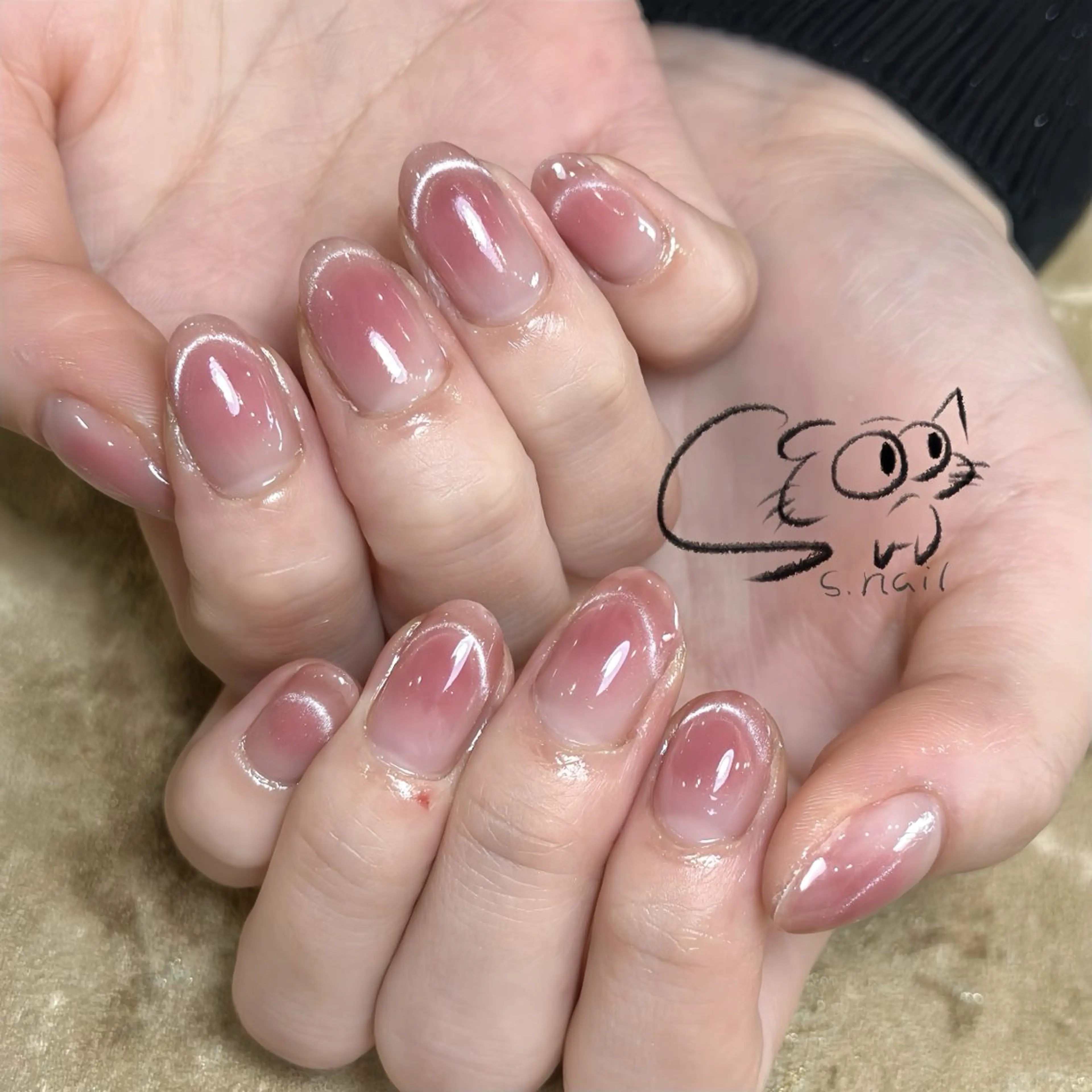 ネイル チークネイル フレンチネイル グラデーション マグネットネイル ワンカラーネイル ハンドネイル S.nail所属・S.nail _のネイルデザイン