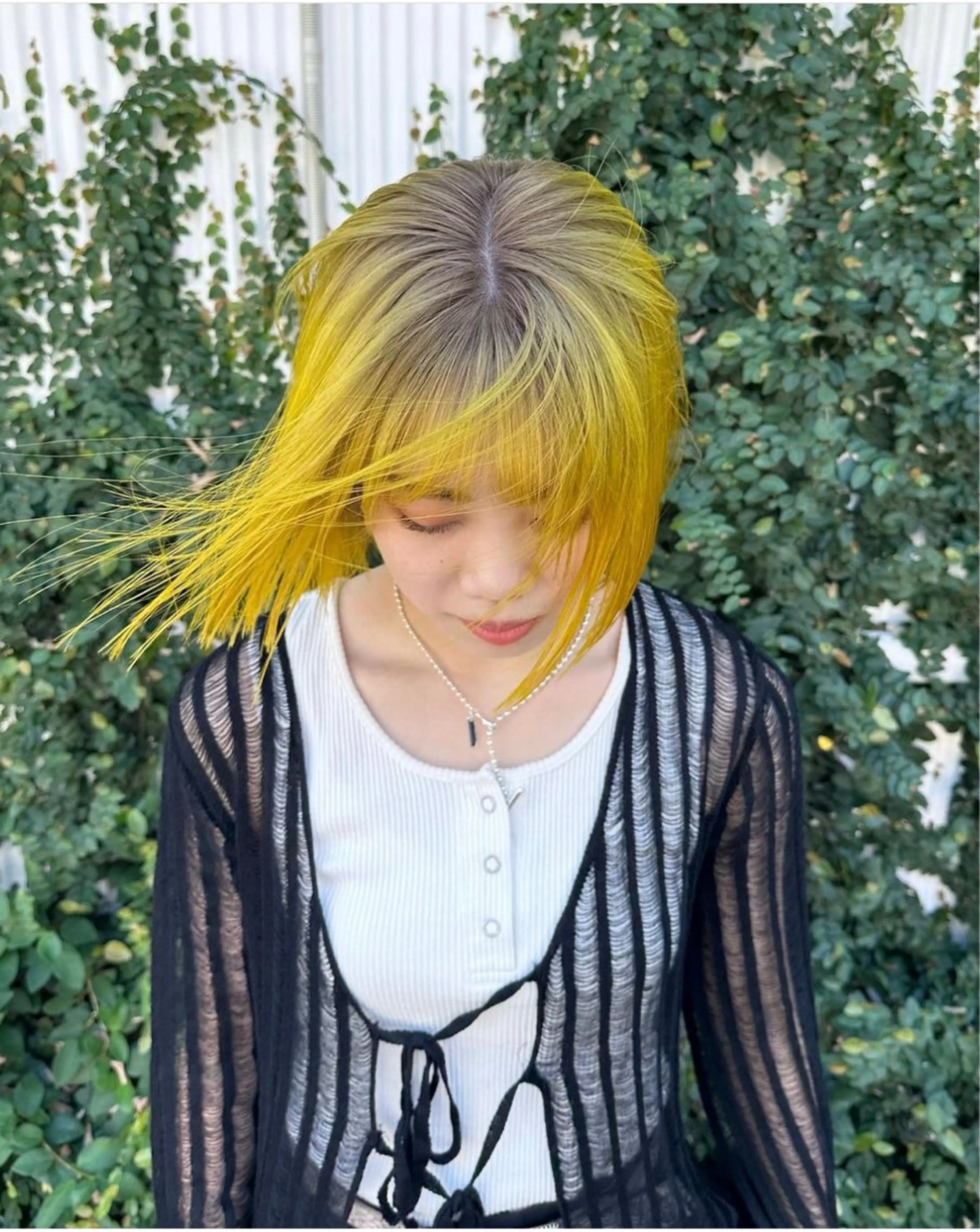 【ルーツカラー🌈】ルーツカラー（ケアブリーチ1回）＋オンカラー＋艶トリートメント✨の写真