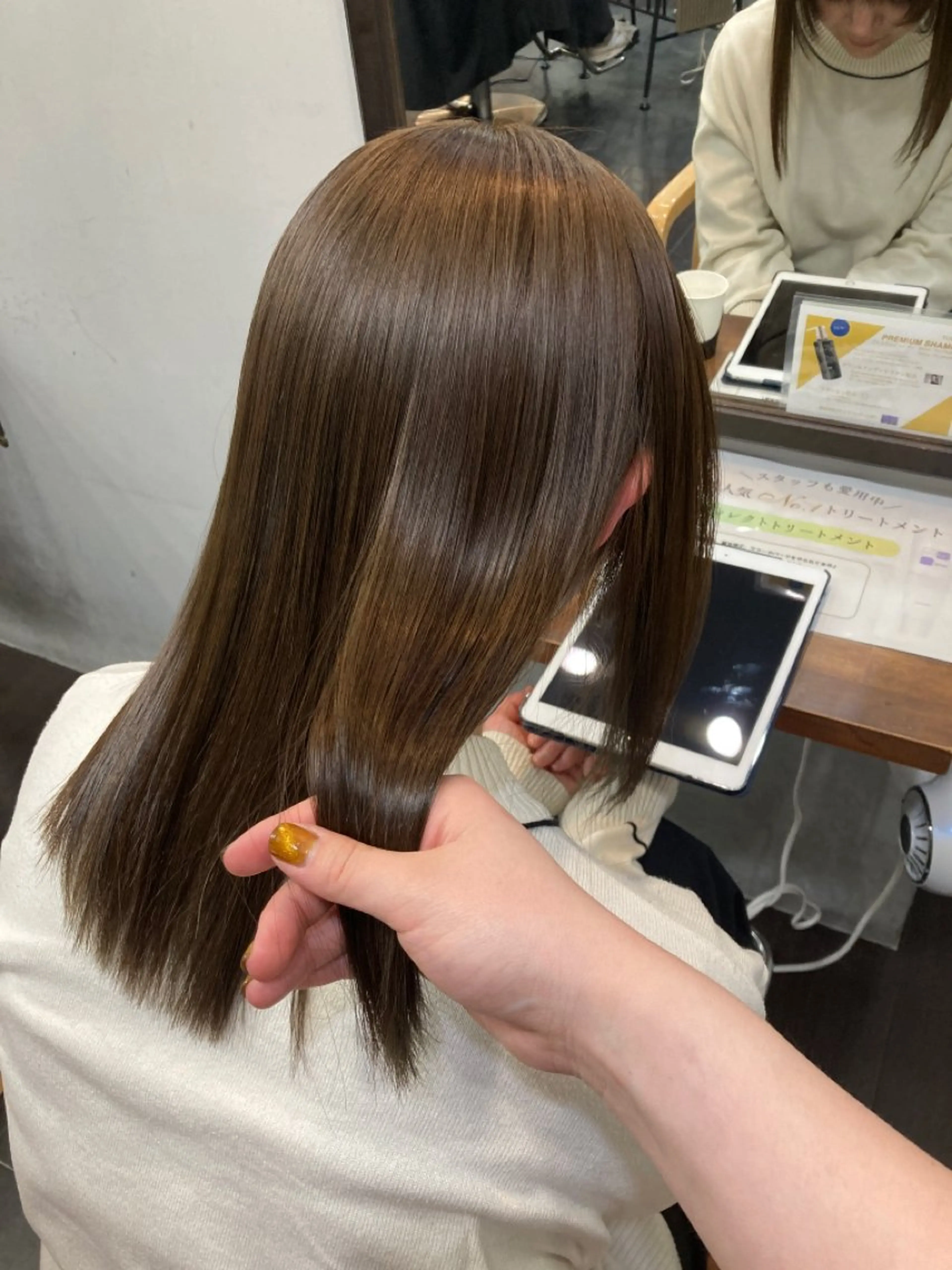 セミロング 🌸栄/髪質改善 透明感/ムラカミ🌸のヘアスタイル