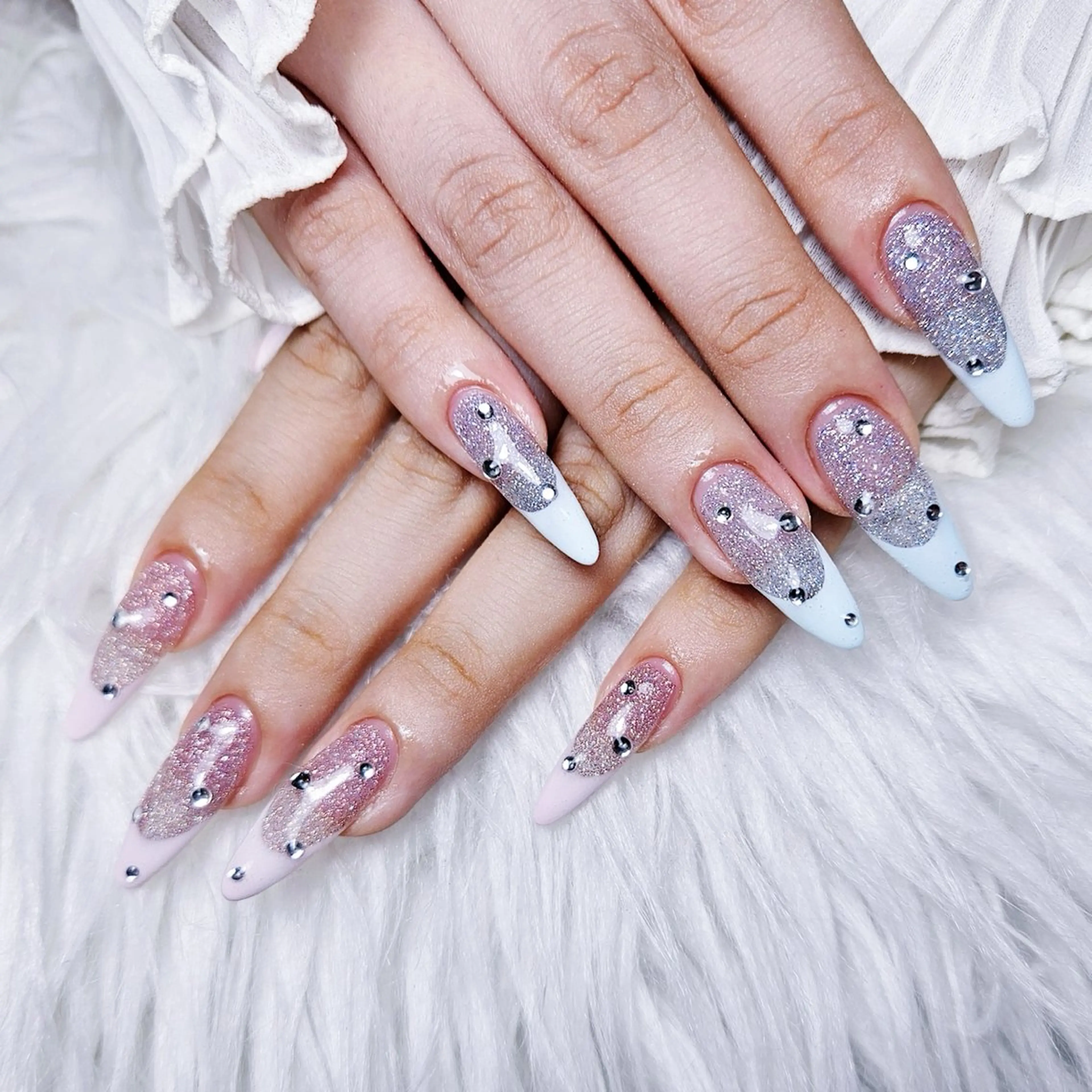 ネイル ハンドネイル 🌈Yun nail hyejin💋のネイルデザイン