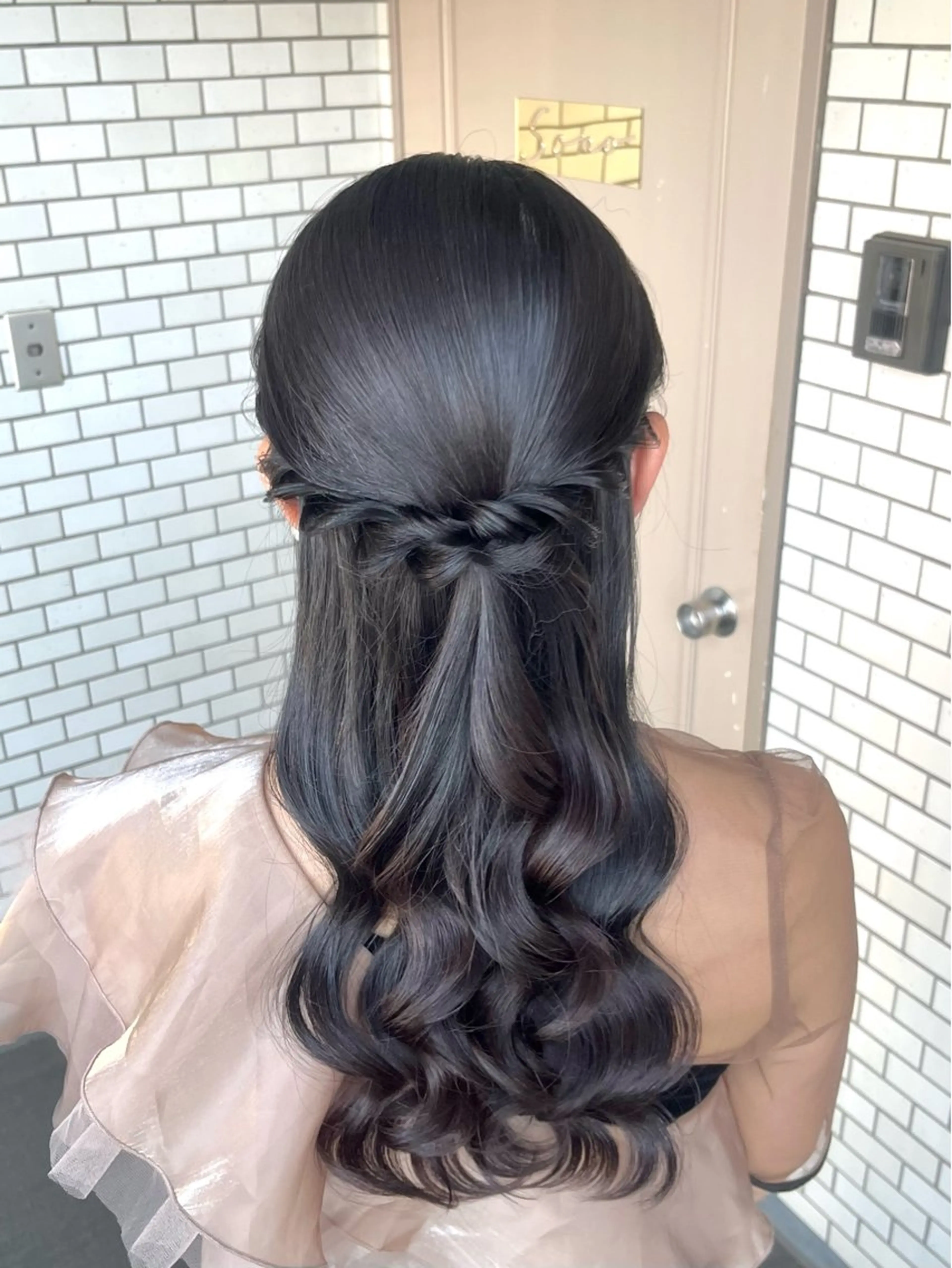 ヘアアレンジ ハーフアップ ヘアセット 推し活＊イベントヘア 💕ゆり🐈🐾のヘアスタイル