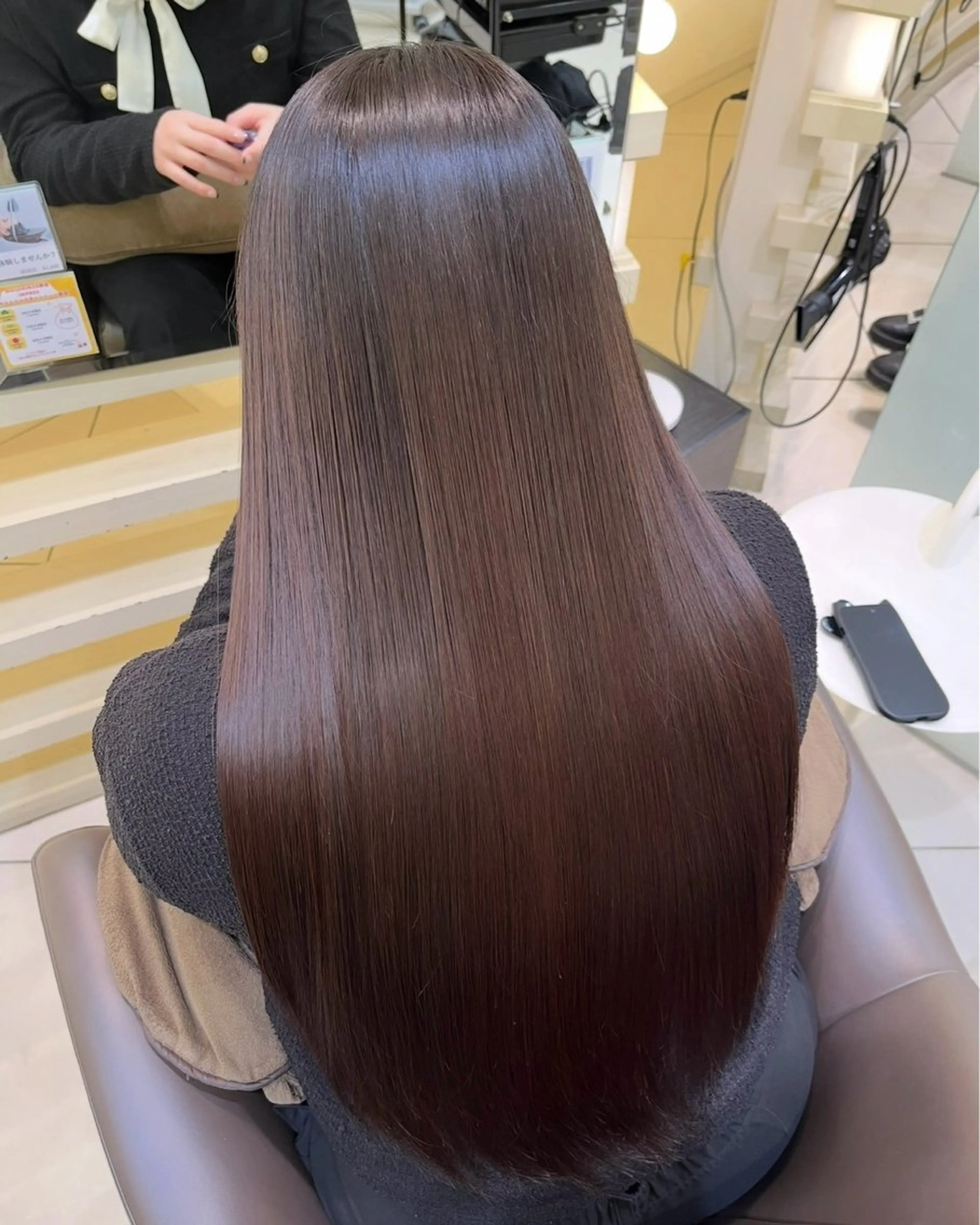 ロング 🫧オリーブカラー/ 酸性縮毛矯正銀座🫧のヘアスタイル