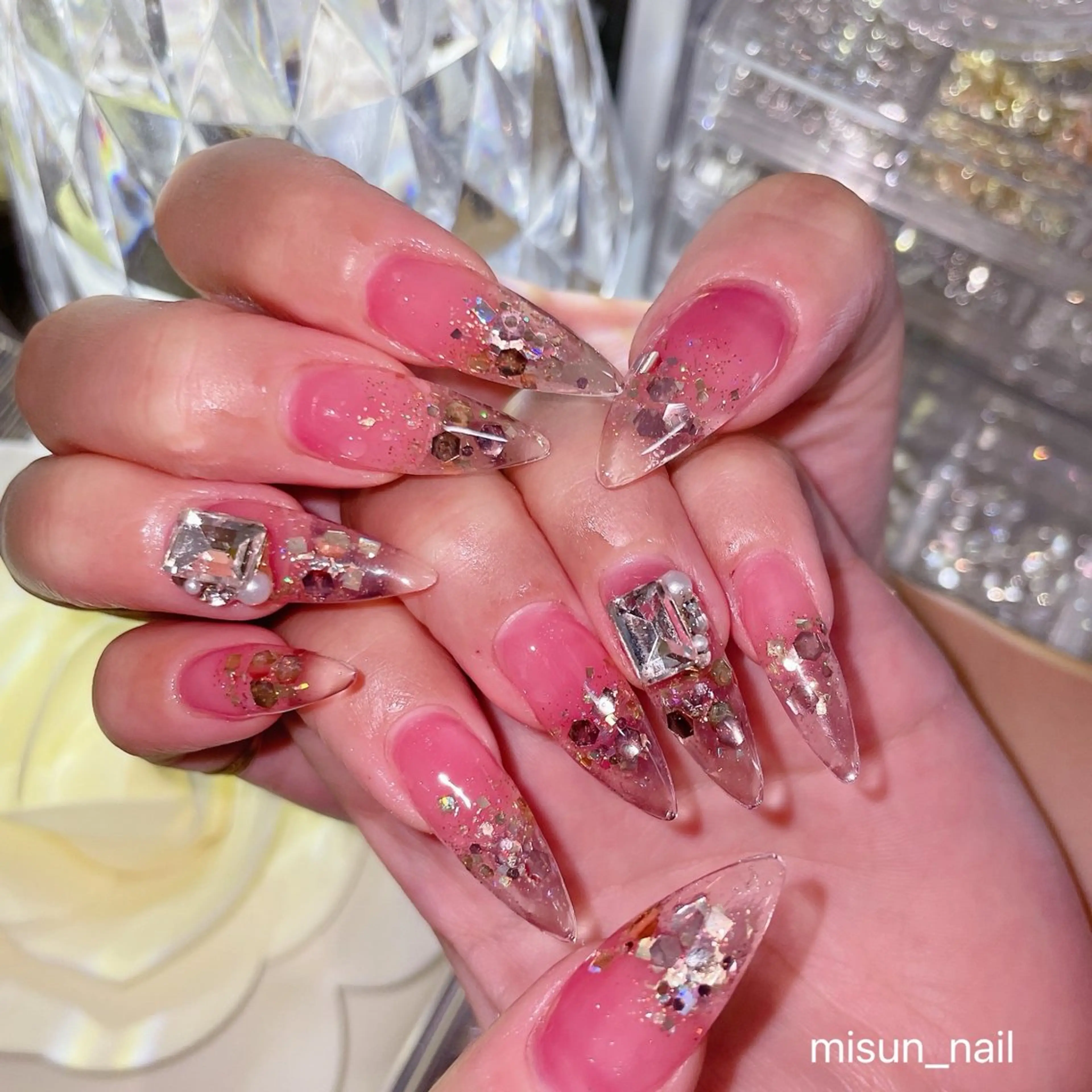 ネイル アートネイル オーロラネイル チークネイル 長さ出し フラッシュネイル misun_nail所属・misun_ nailのネイルデザイン