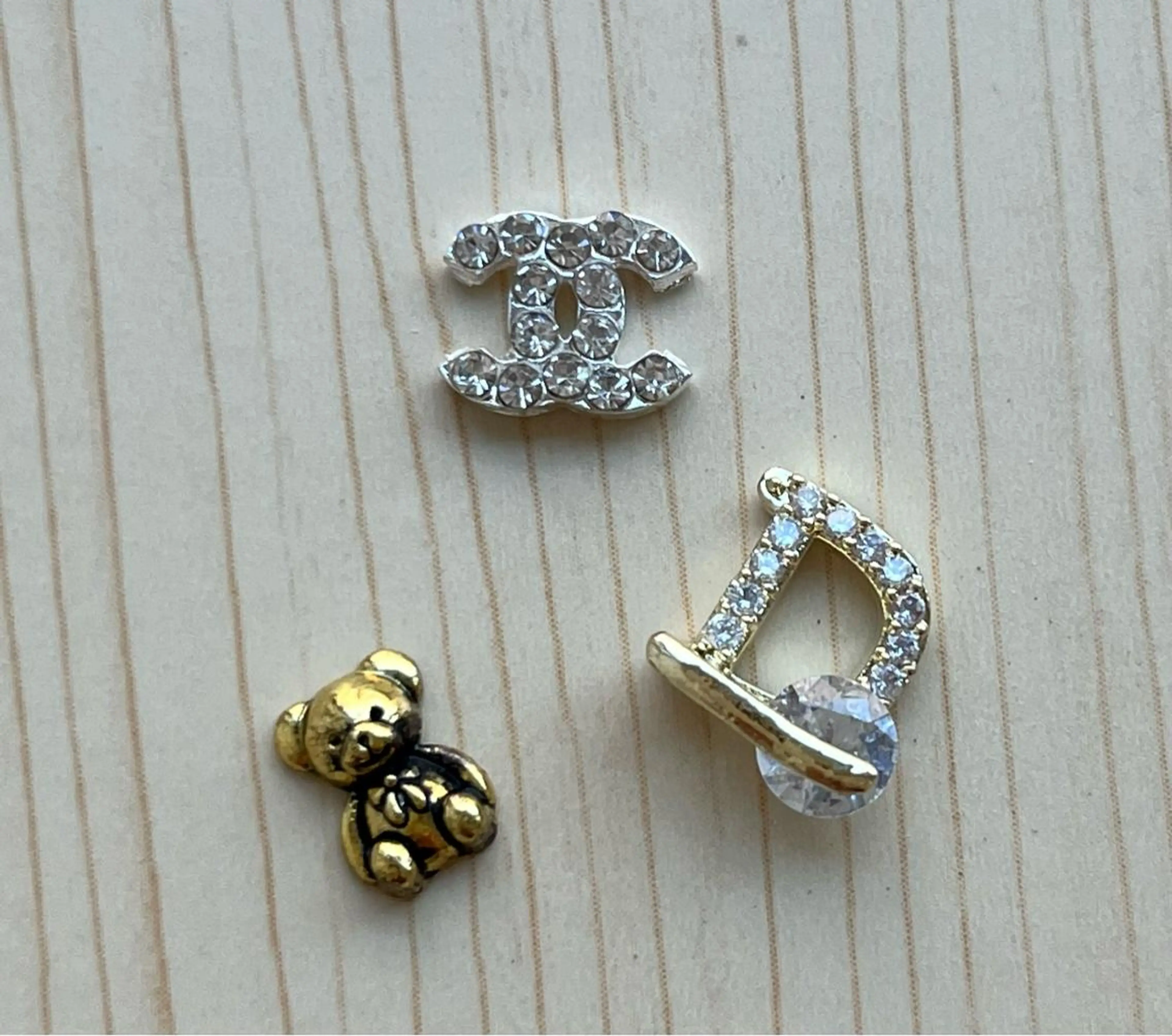 ネイル plaisir所属・plaisir プレジールネイルのネイルデザイン