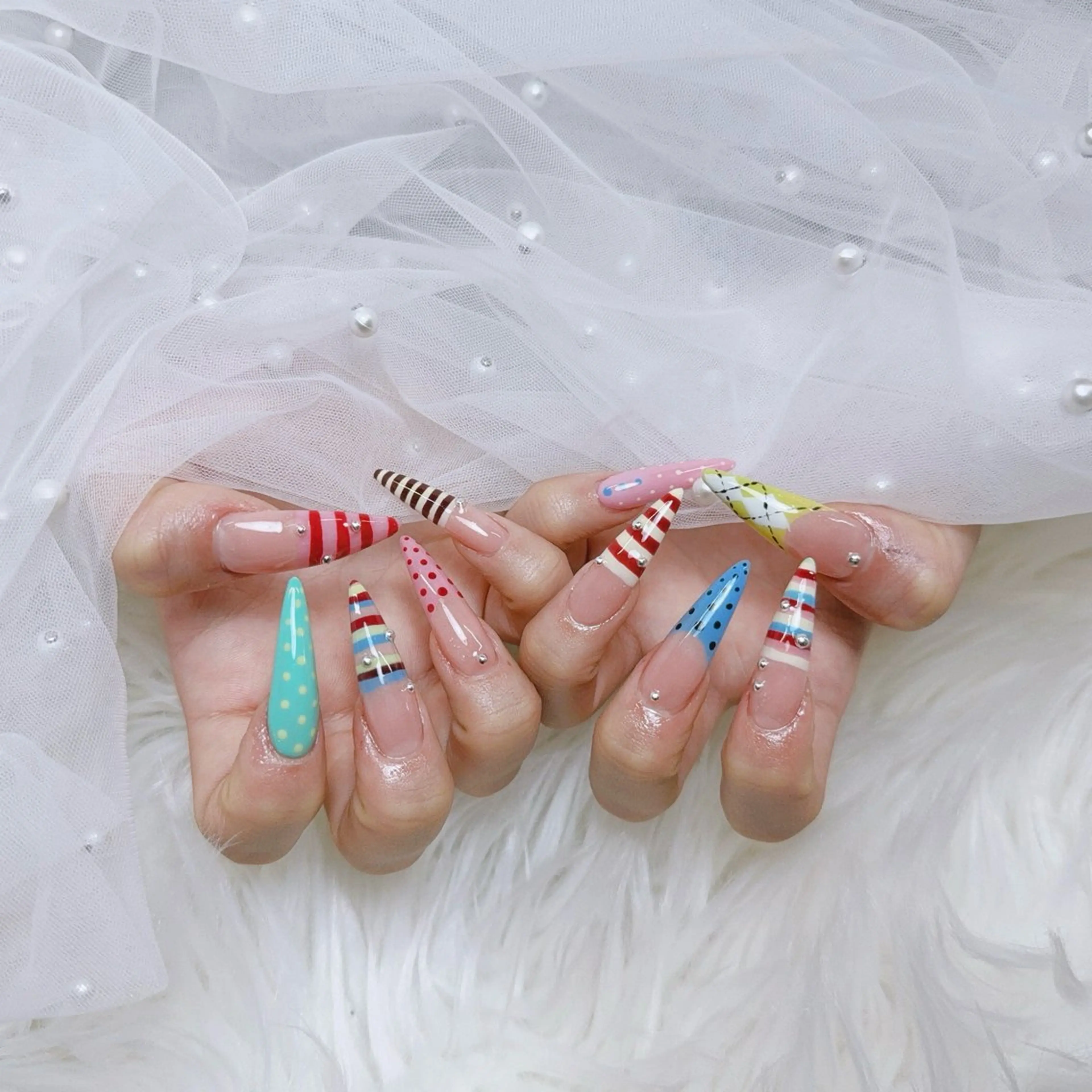 ネイル ENSalon 愛佳のネイルデザイン