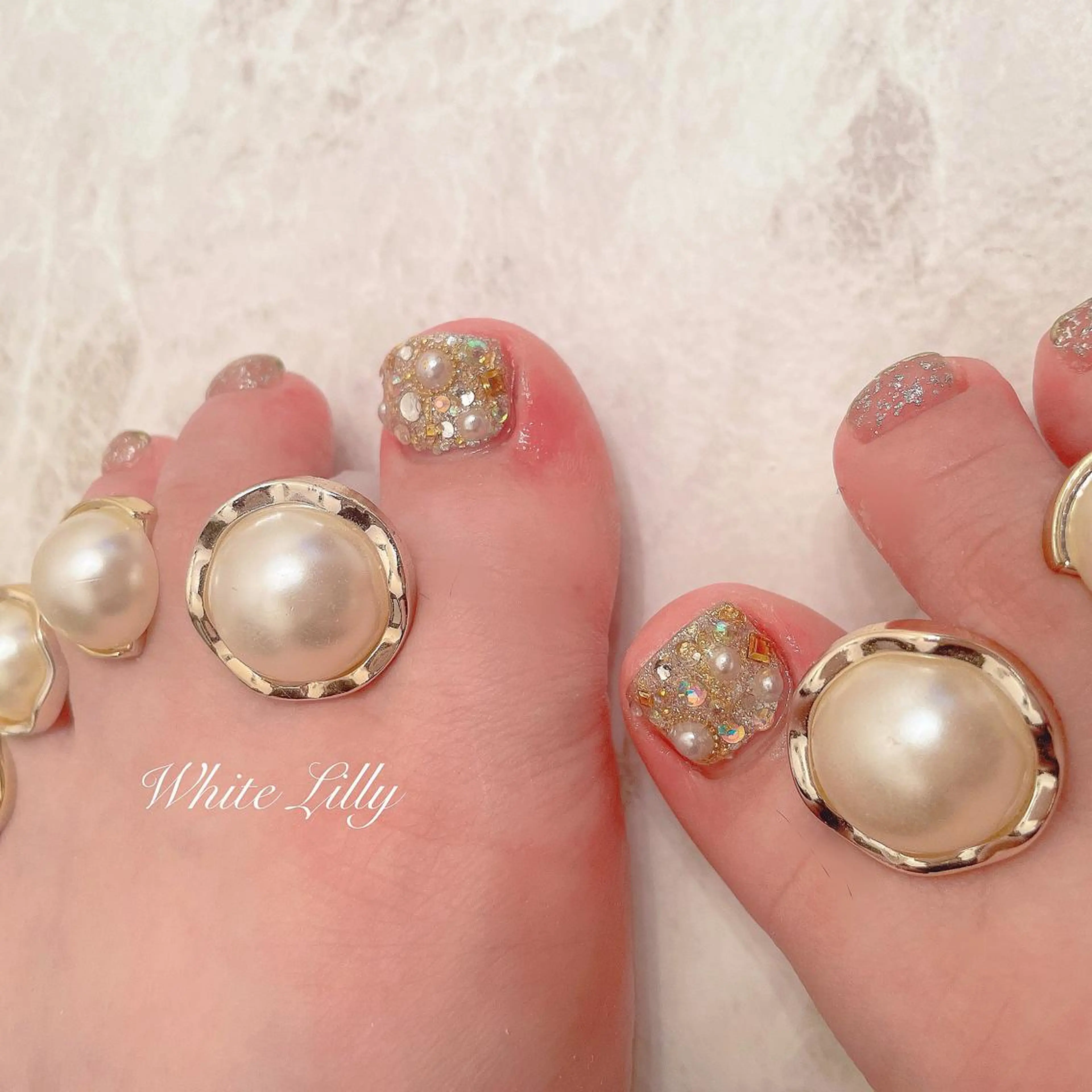 オフ込み親指アートフットネイル👣の写真