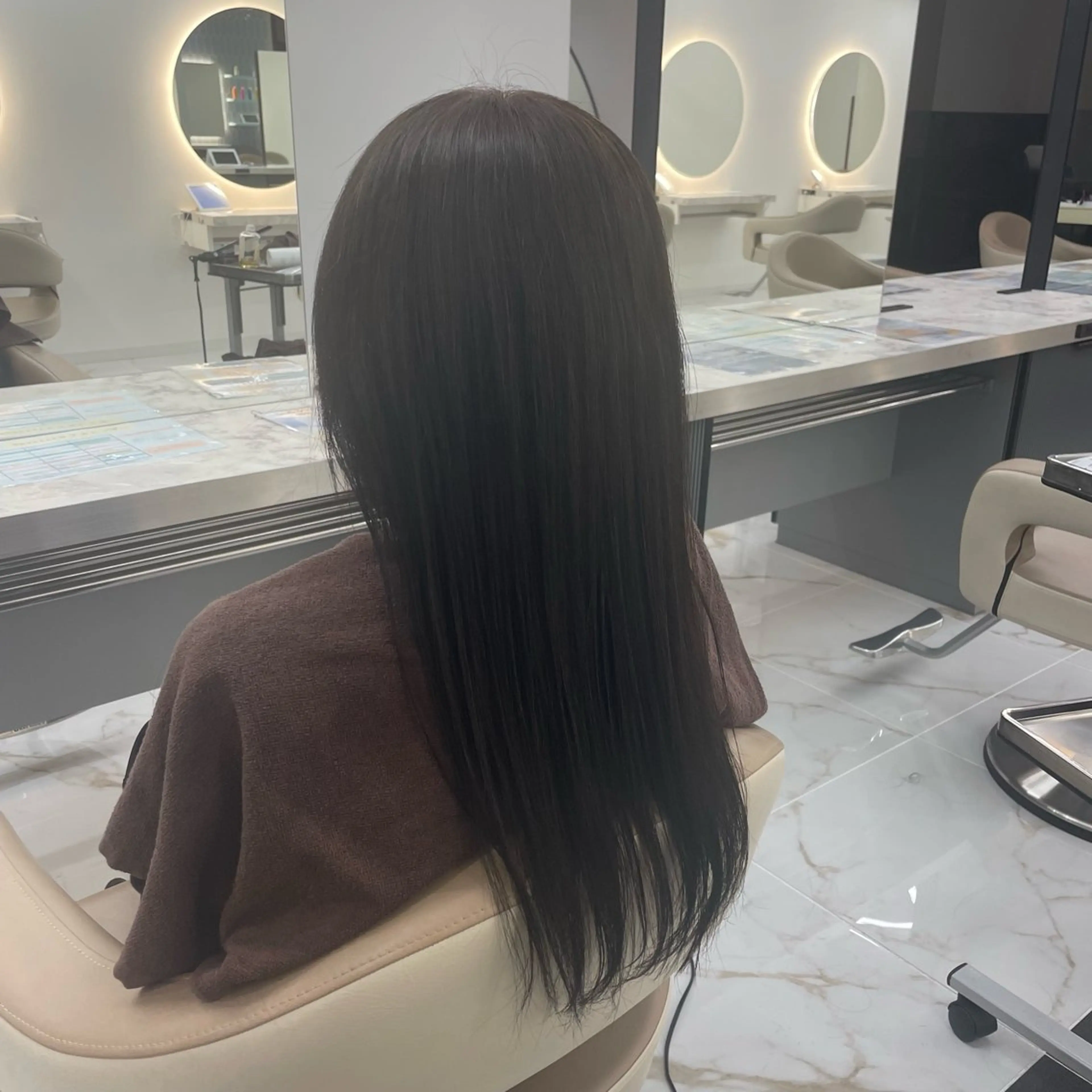 ロング カラー せい めいのヘアスタイル