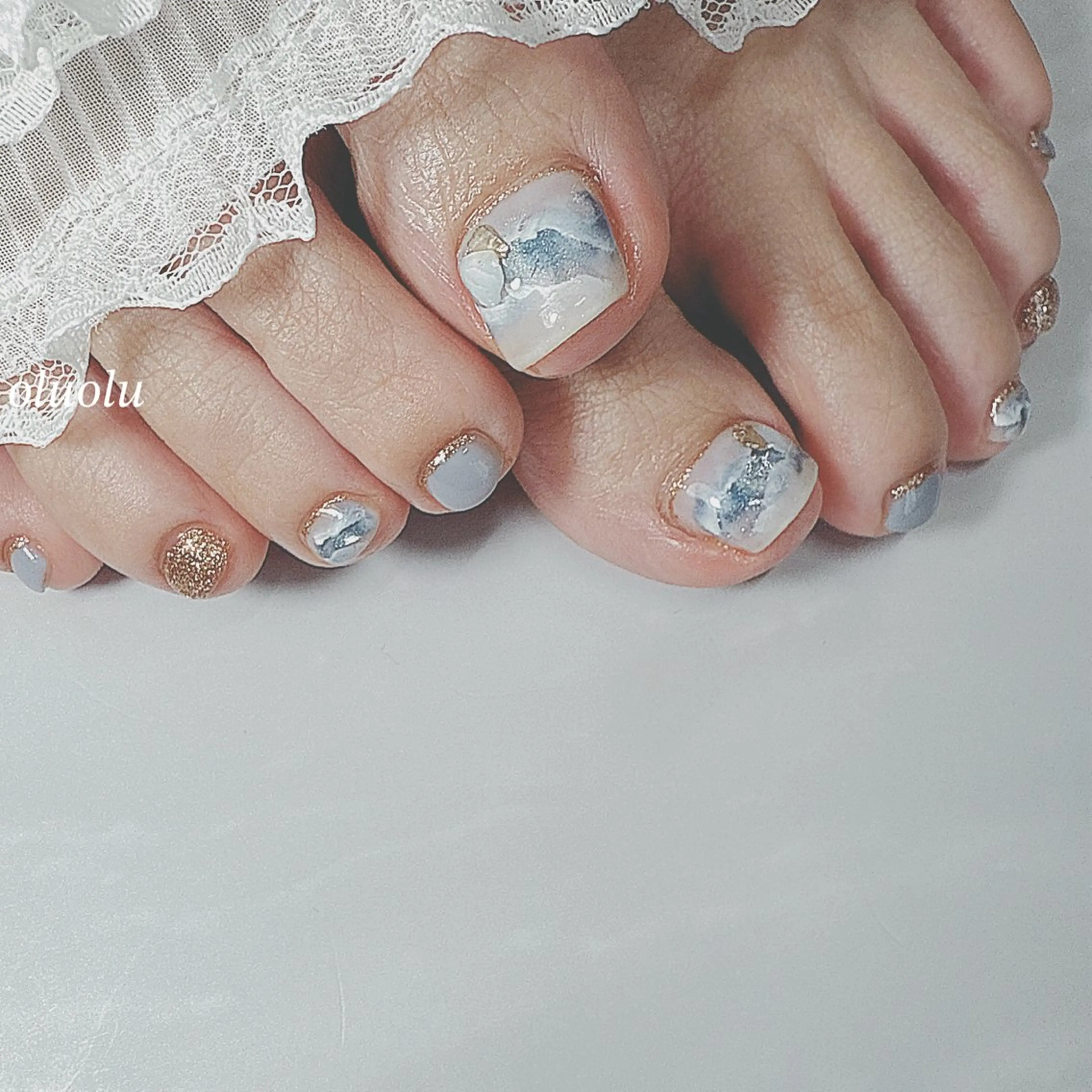 ネイル アートネイル ブルー フットネイル マグネットネイル ニュアンスネイル フットネイル 大村 紬華のネイルデザイン