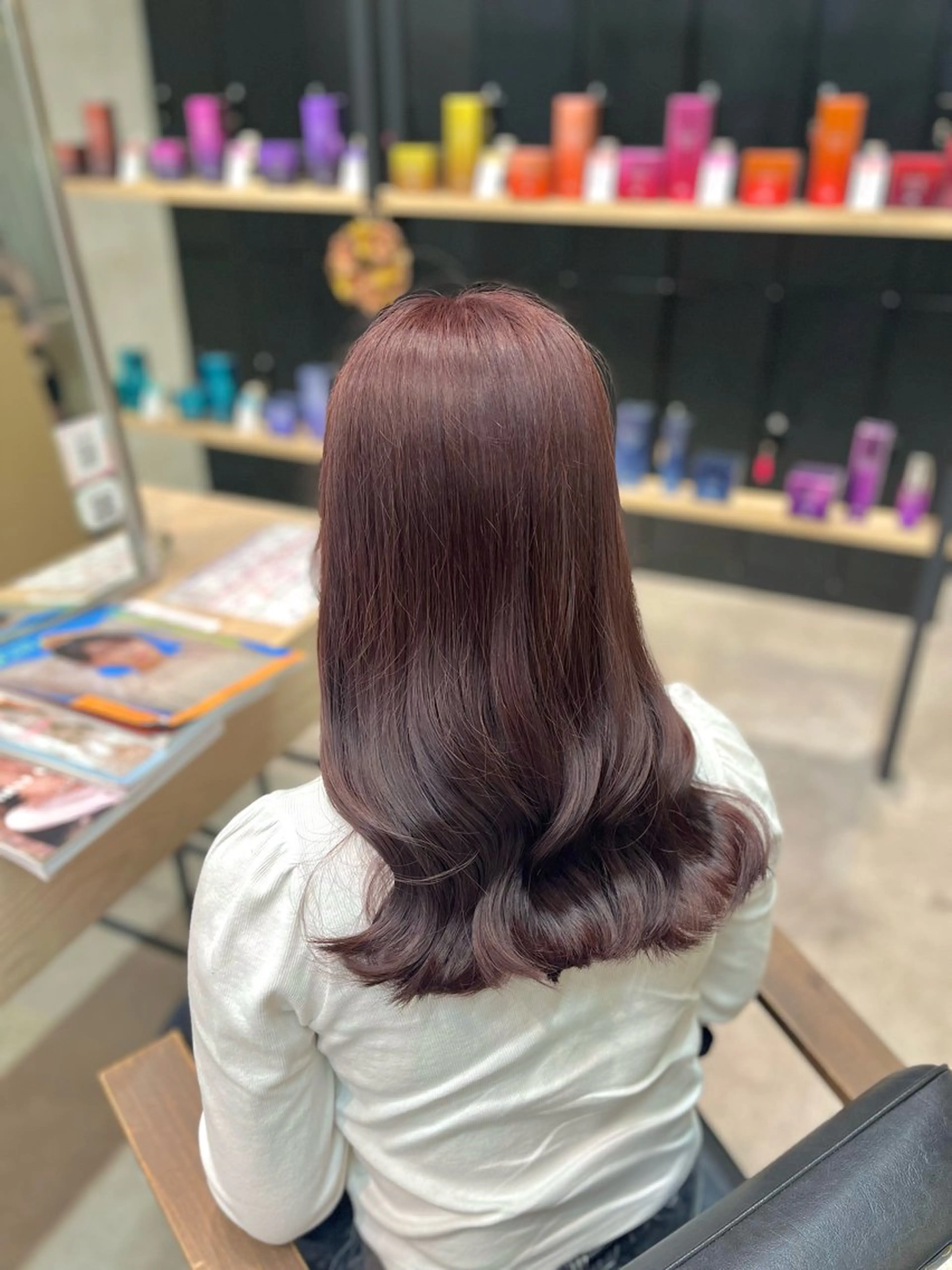 ロング カラー ブリーチ ブラウンカラー 透明感カラー ブリーチなしカラー ピンクカラー 寒色 ♡ レイヤー ┊︎miyuのヘアスタイル
