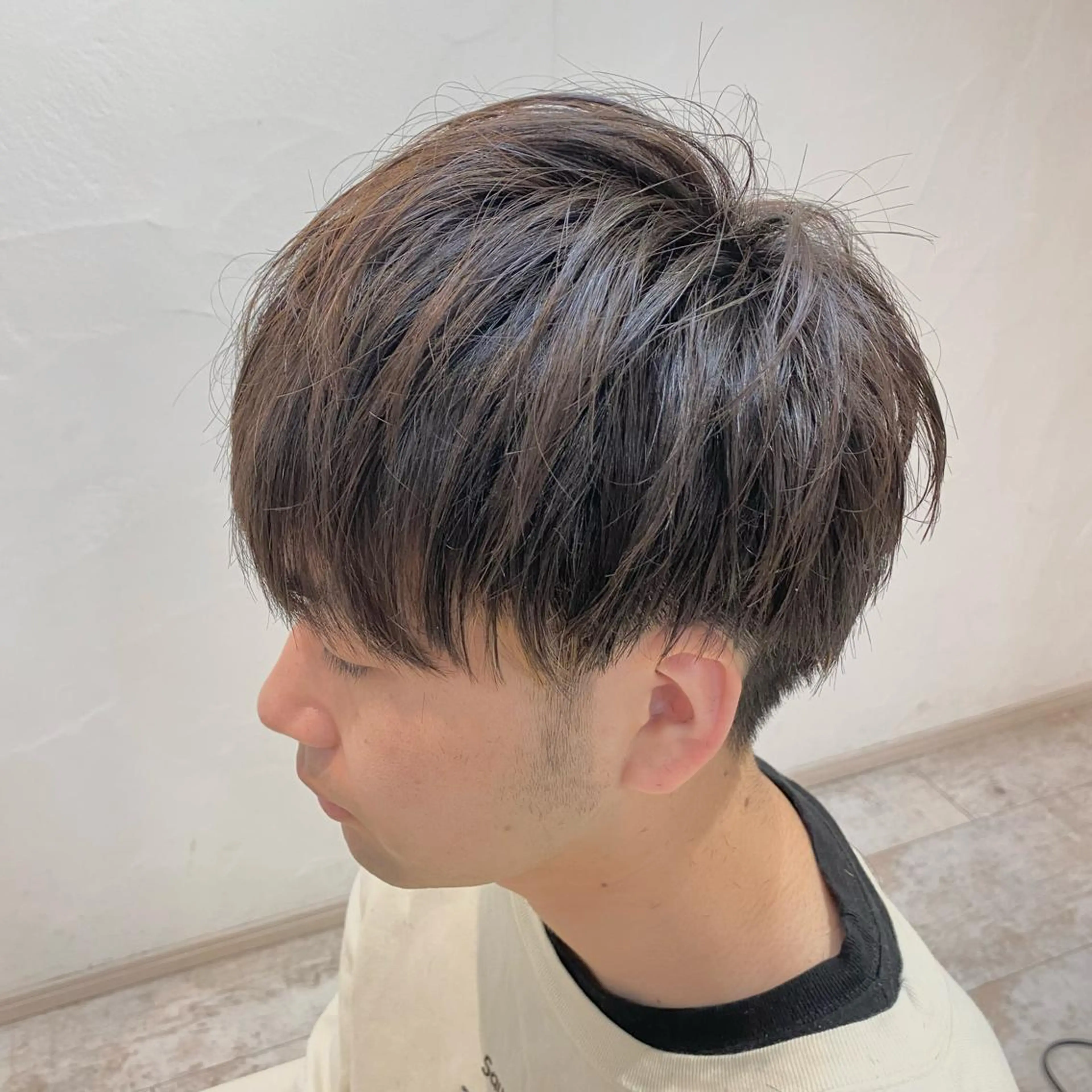 ショート ハイライト 髪質改善 レイヤーカット 縮毛矯正 カット ヘアカラー ブリーチなしWカラー /酸性ストレート河本のヘアスタイル