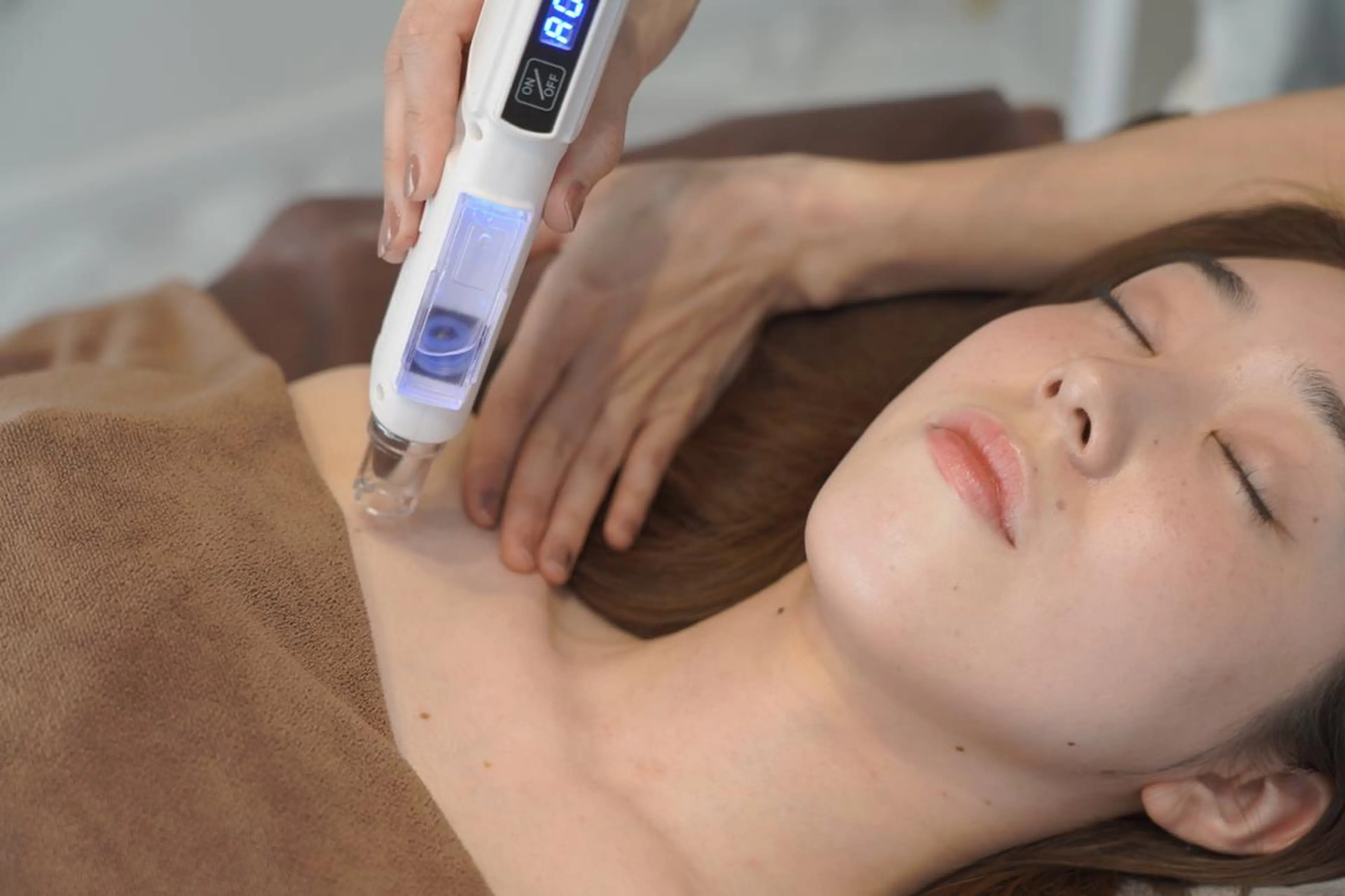 【3回目まで有効】【勧誘なし】【都度払い】🇰🇷韓国で話題エア水光ジェット💧エアバリ+EMS🫧の写真