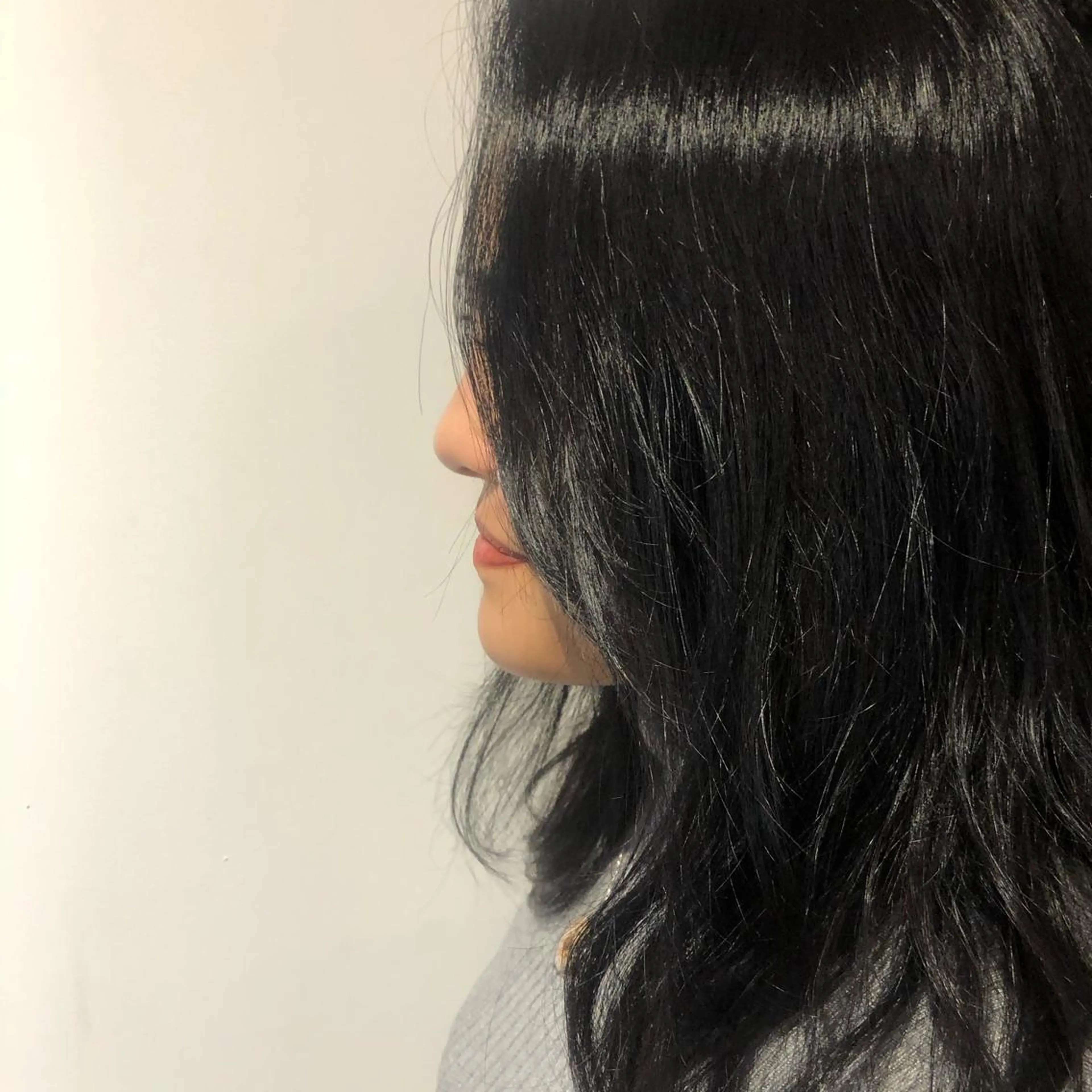 セミロング カラー 黒髪 ケアブリーチ/ボブ/ honoのヘアスタイル