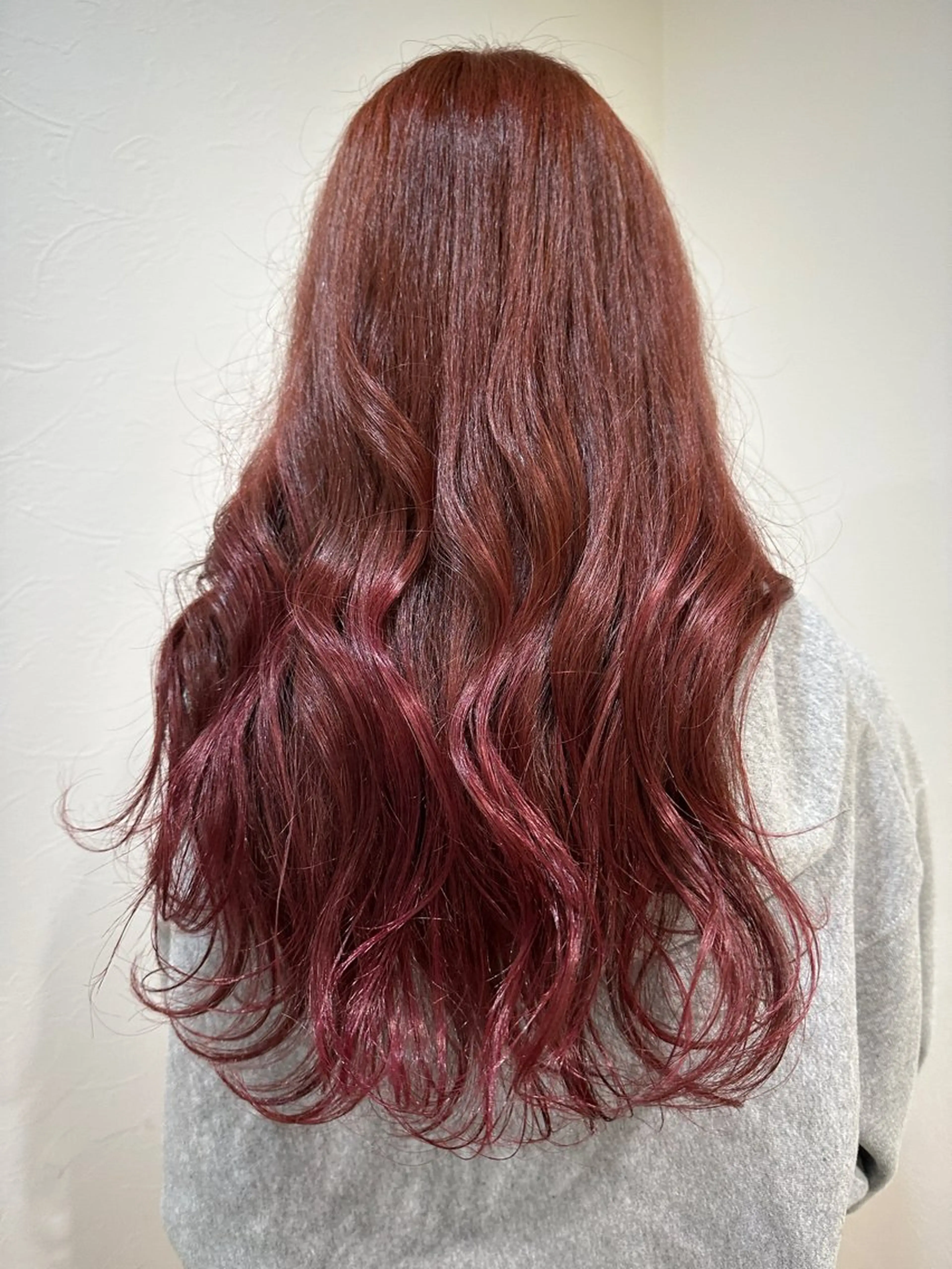 ロング カラー ブリーチ ダブルカラー レッドカラー オタクアイリスト 🎀🪞山﨑愛菜のマツエク・マツパデザイン