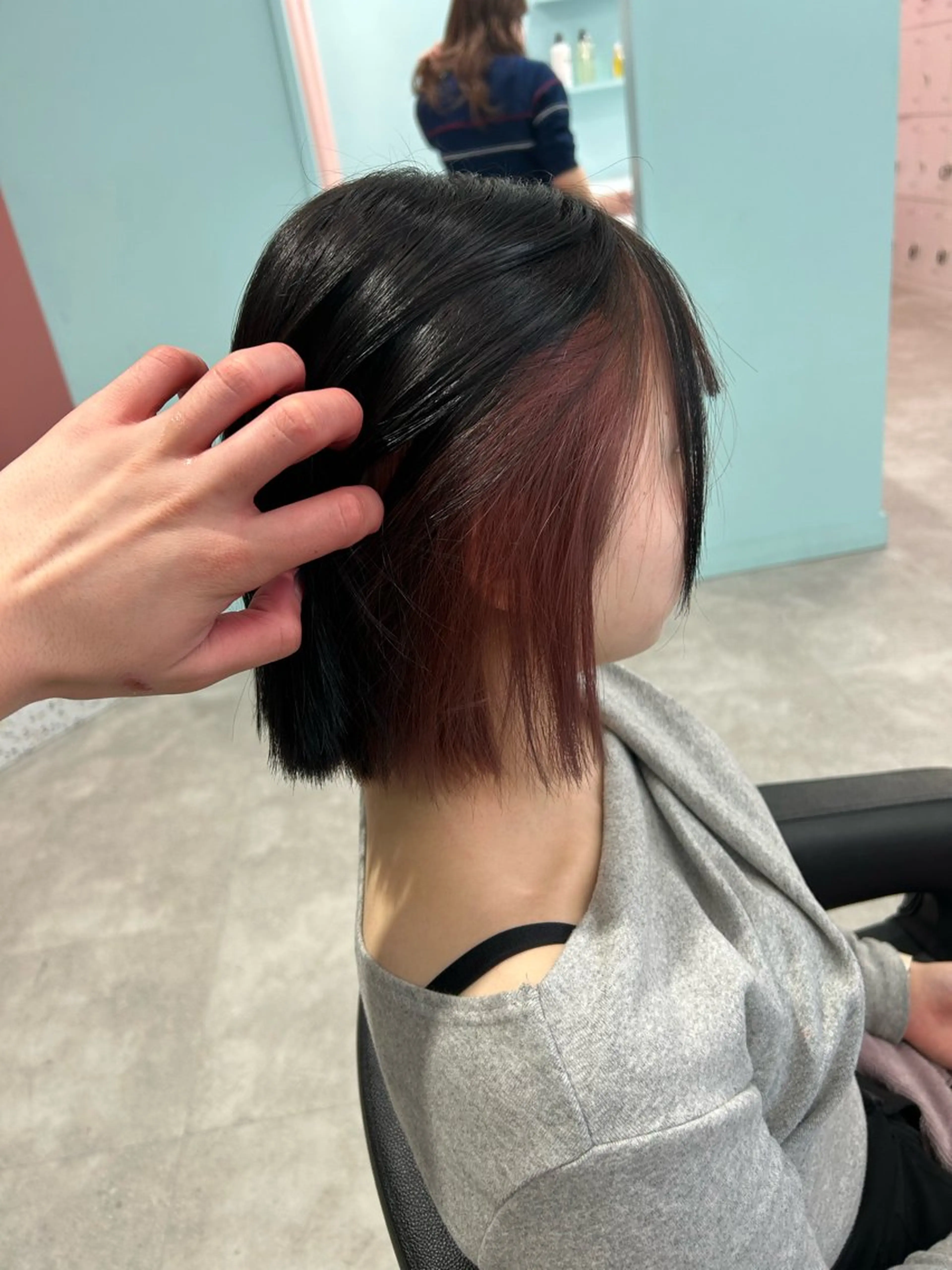 ロング カラー エフェクトブリーチ／ レイヤーカット／翔のヘアスタイル