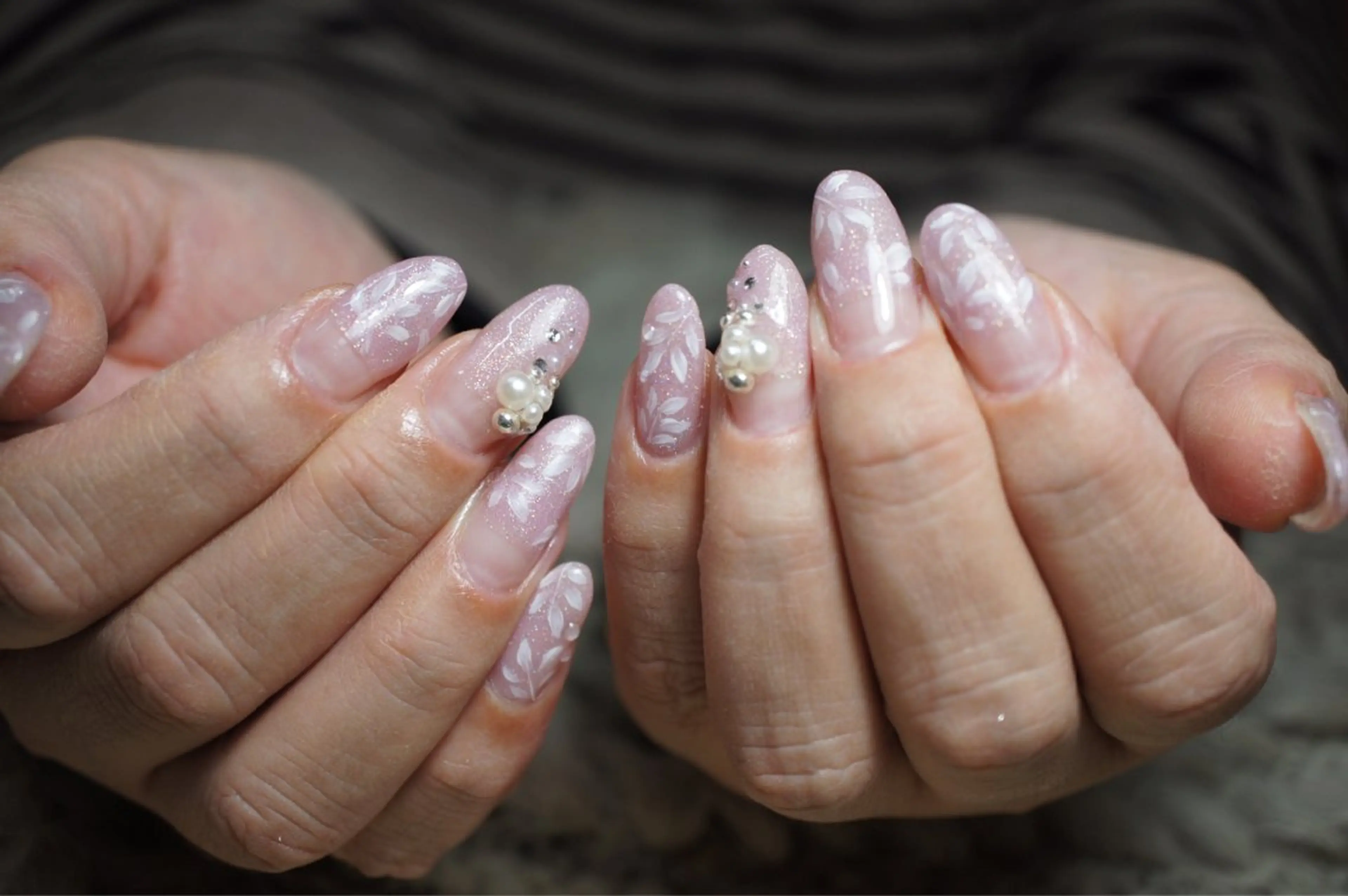 ネイル ゴールド プライベートサロン jewel nailのネイルデザイン