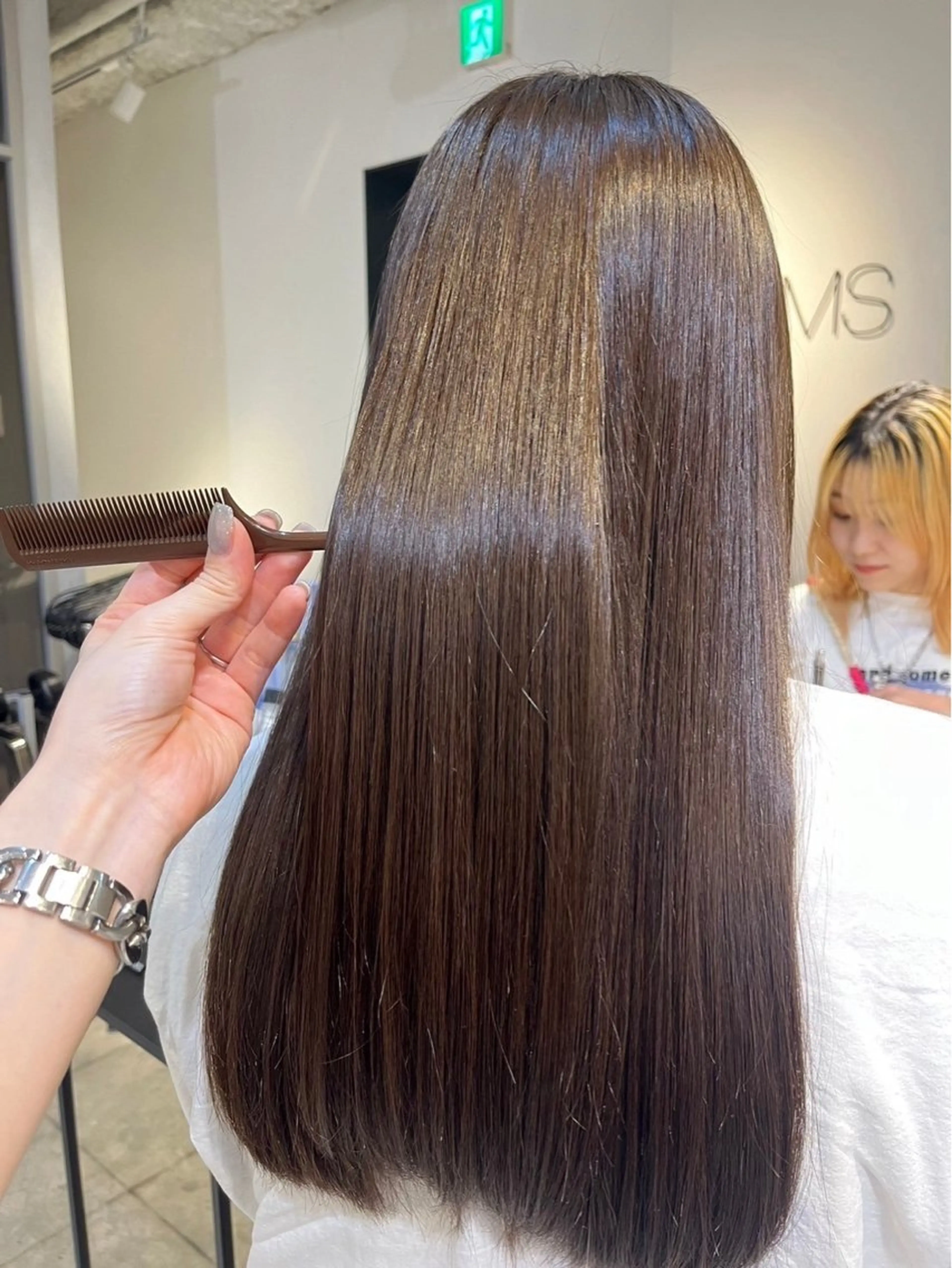 カラー FILMS所属・シロマ ライカのヘアスタイル