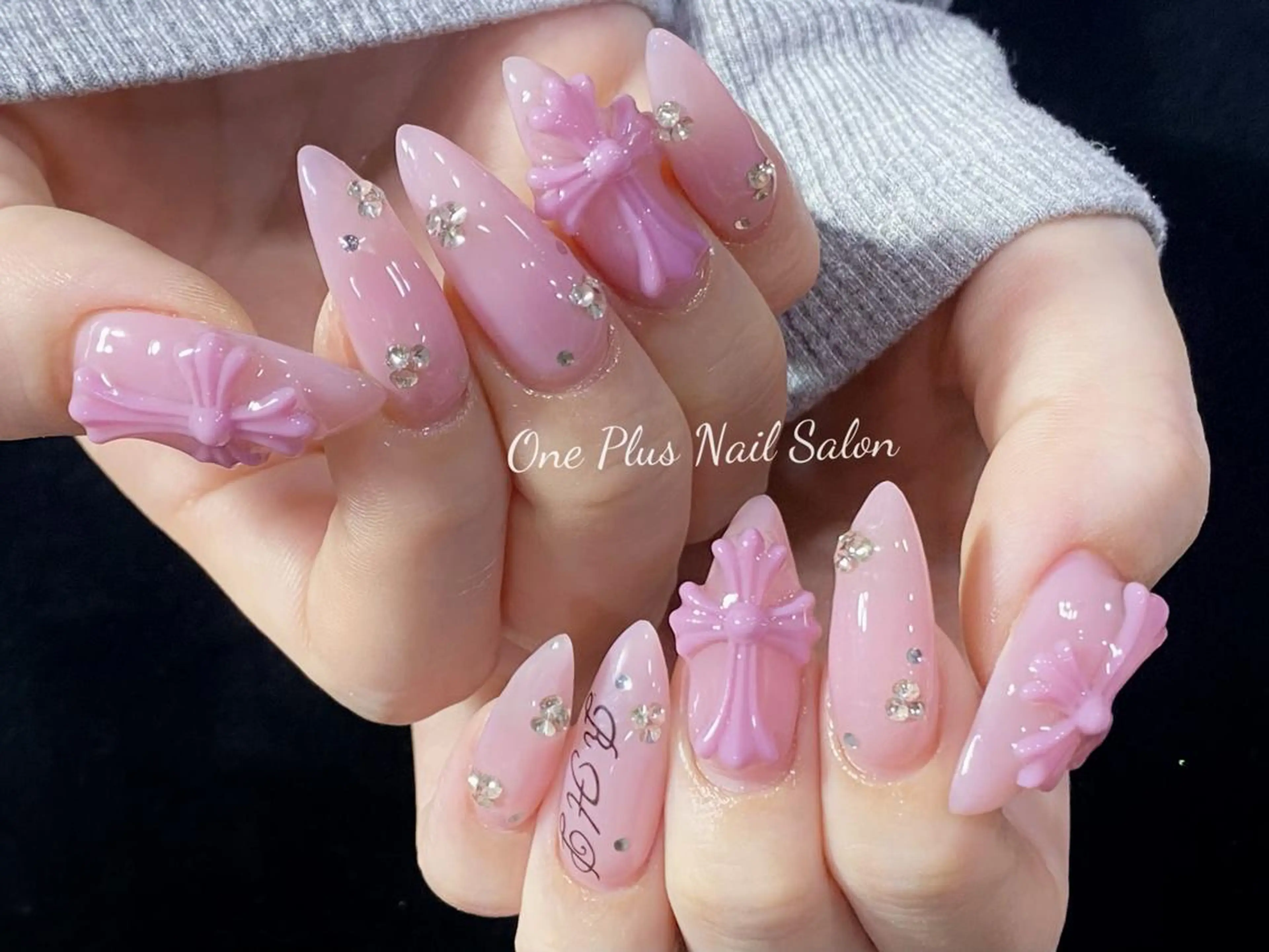 ネイル One Plus Nail Salonのネイルデザイン