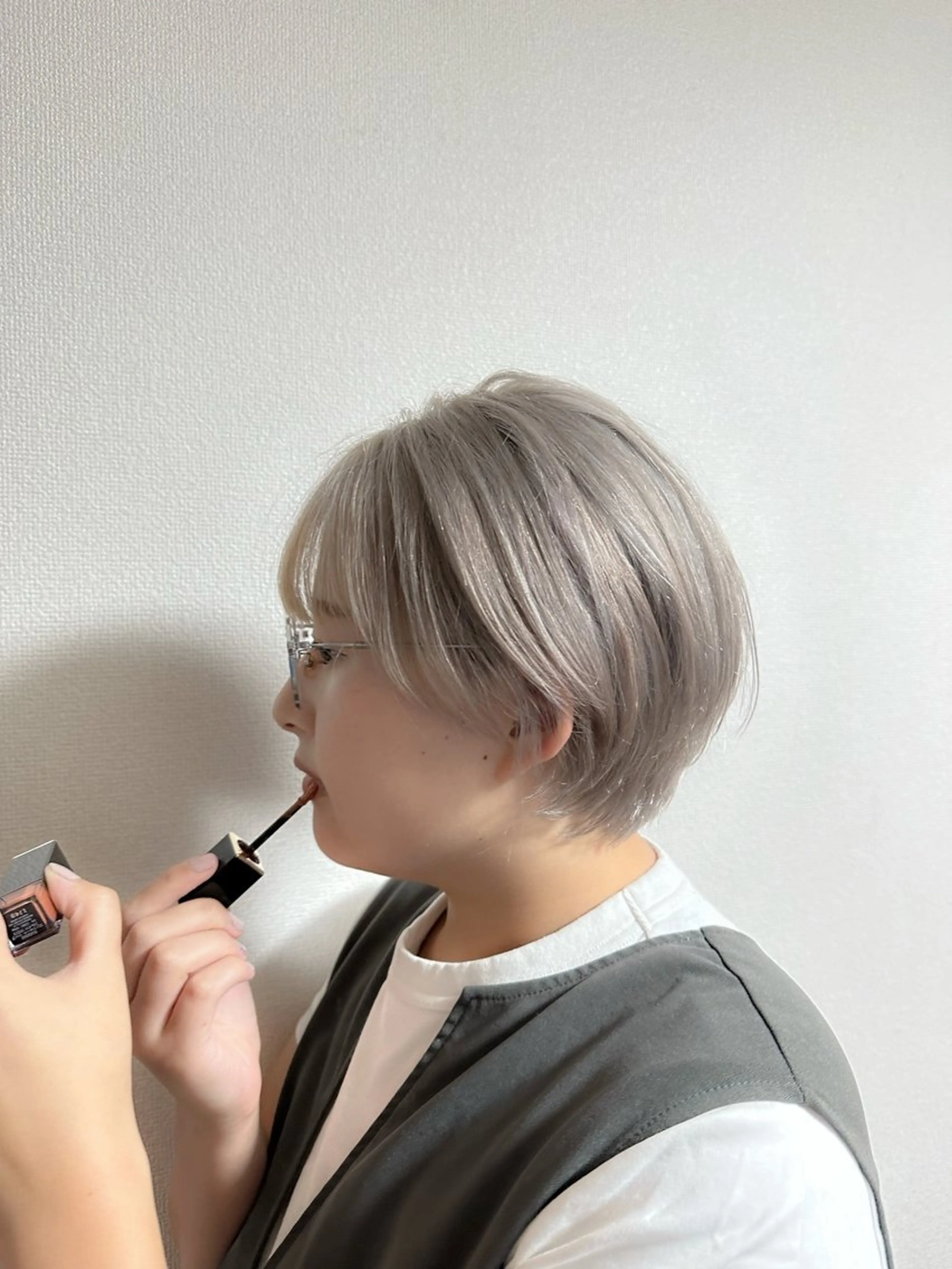 ショート カラー regalo 森重ユウのヘアスタイル