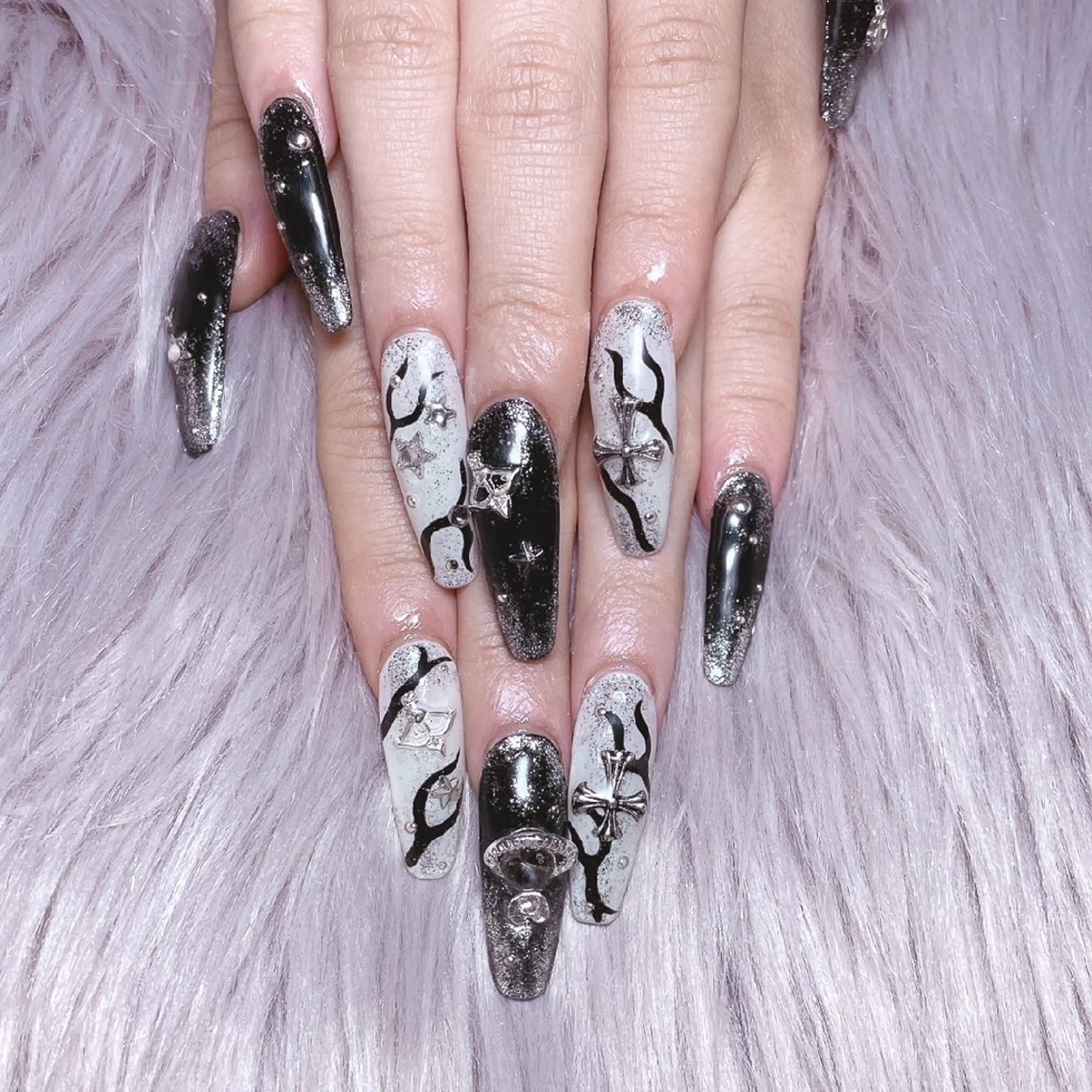 ネイル 稲垣 江梨花のネイルデザイン