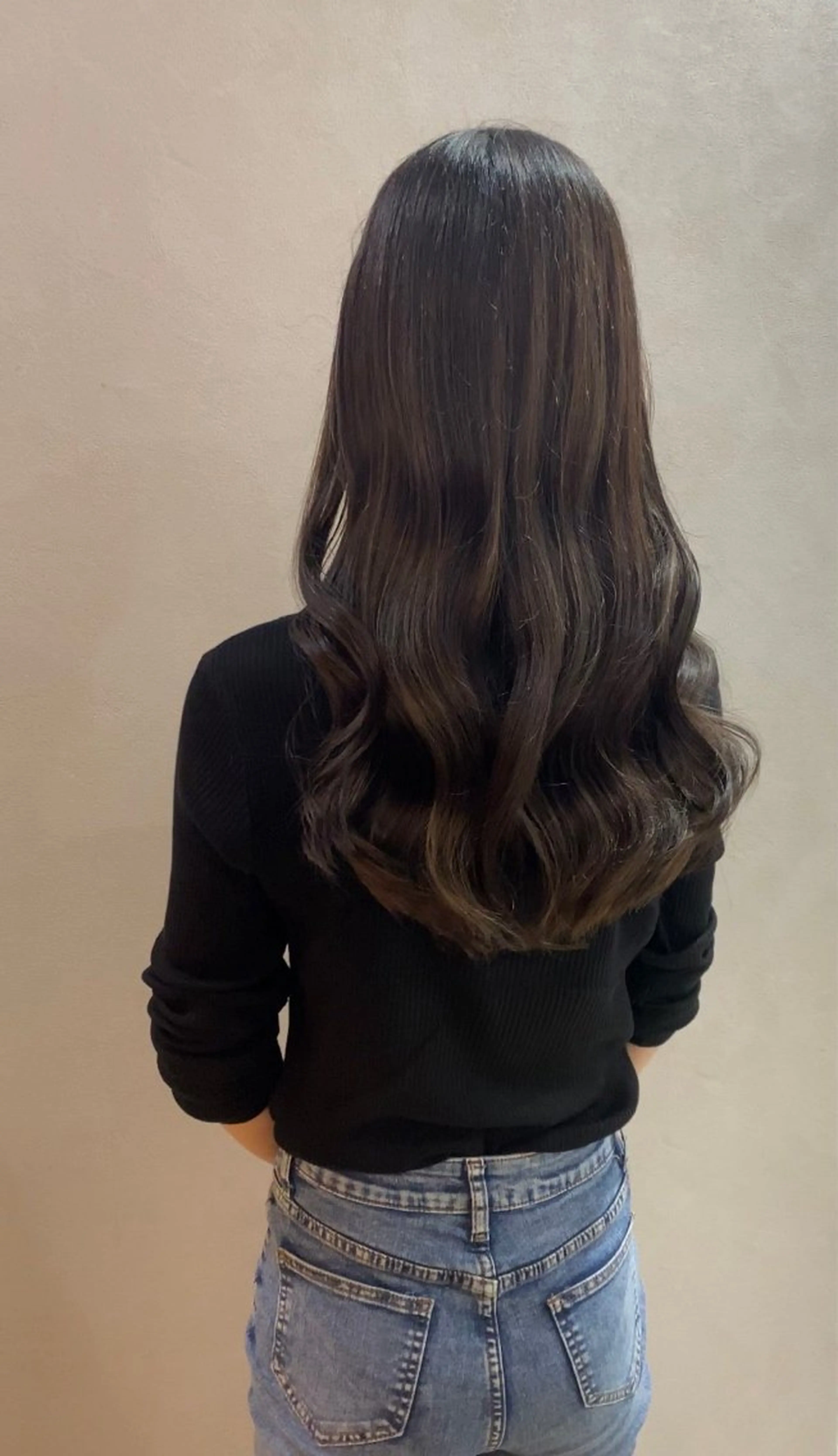 カラー 艶髪🥣透明感カラー 🫧前田奈津実のヘアスタイル