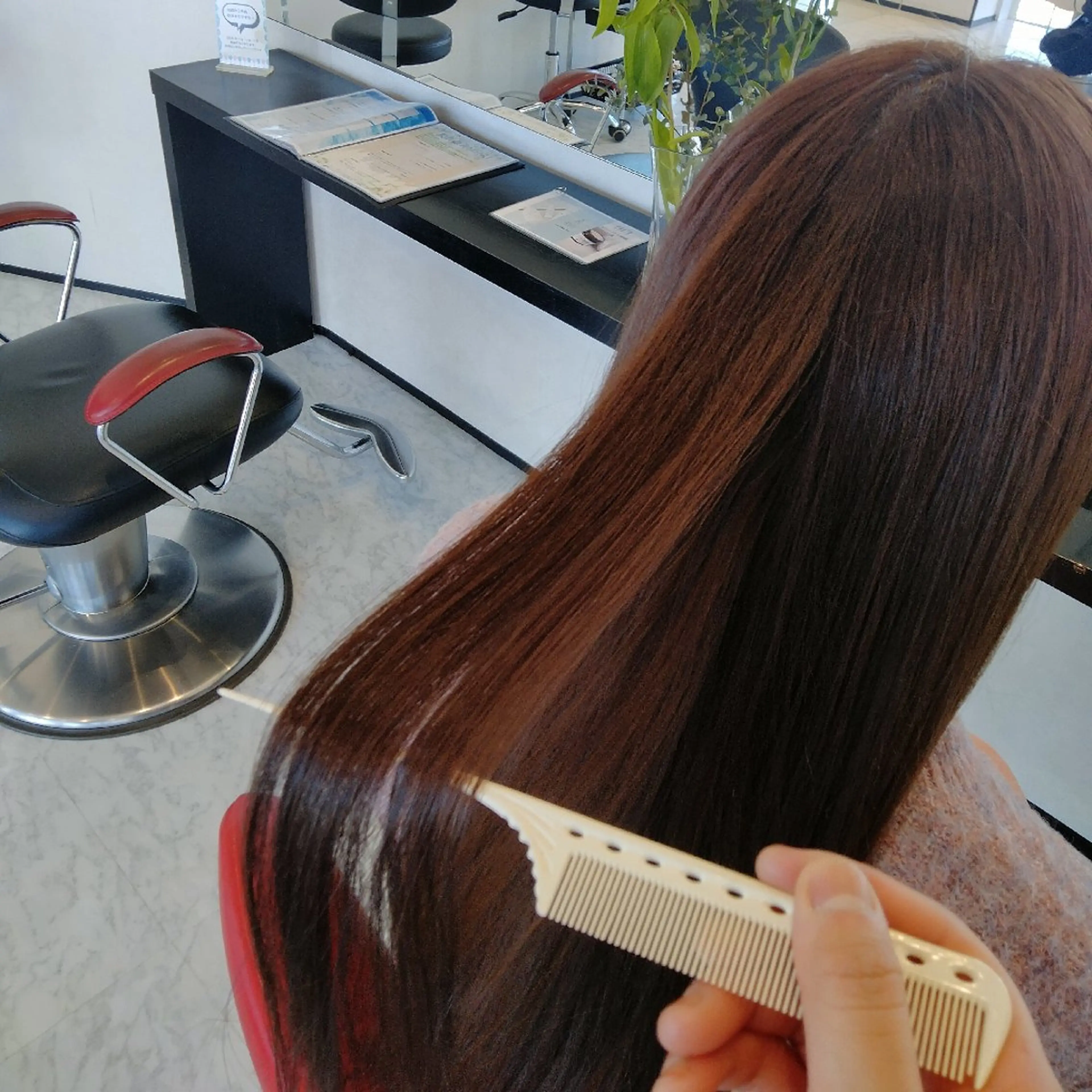 ロング 顔周りカット 縮毛矯正 トリートメント ヘッドスパ EARTH 浜松志都呂店所属・髪質改善×カラー🌈 ふたばのヘアスタイル