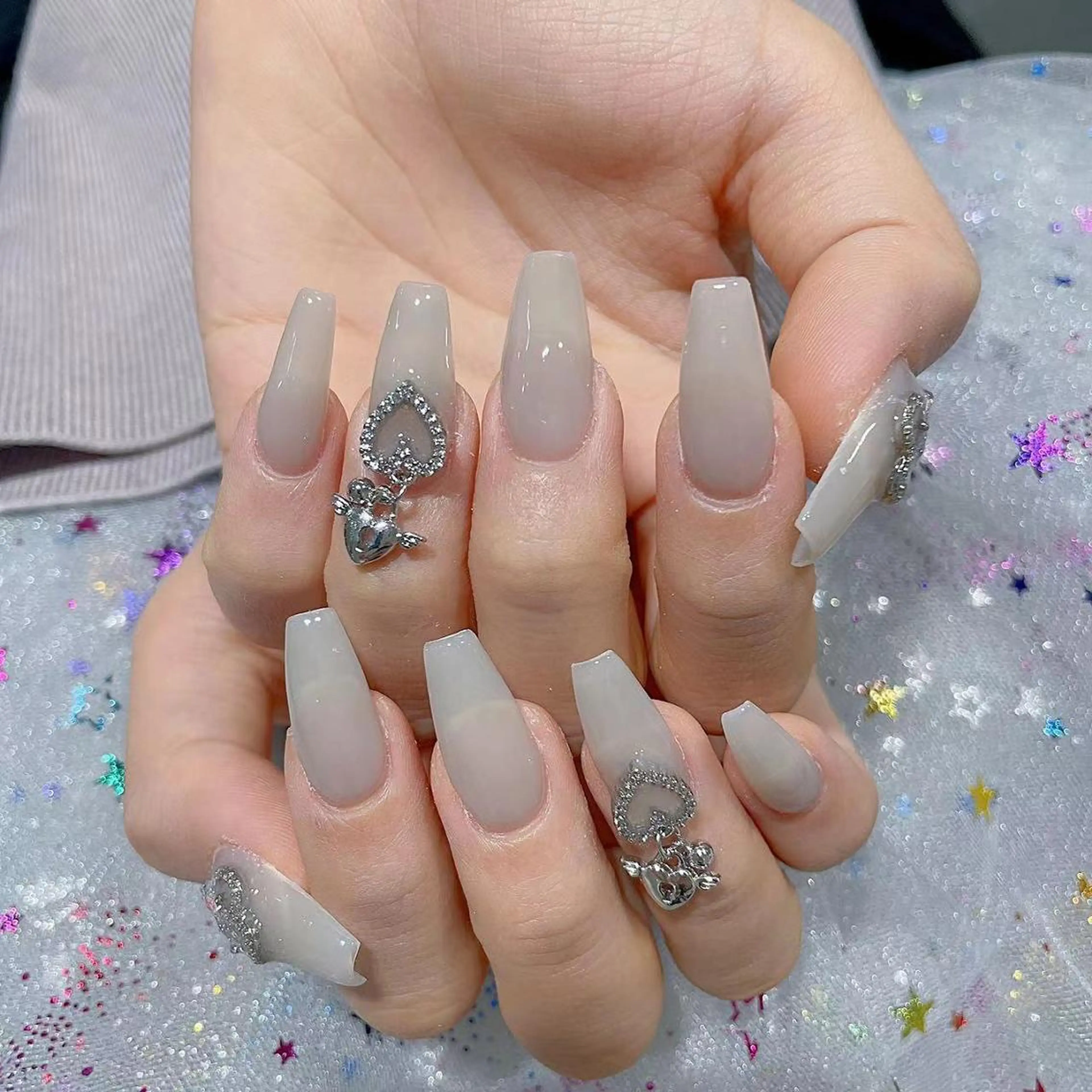 ネイル ハンドネイル Queens ciciのネイルデザイン