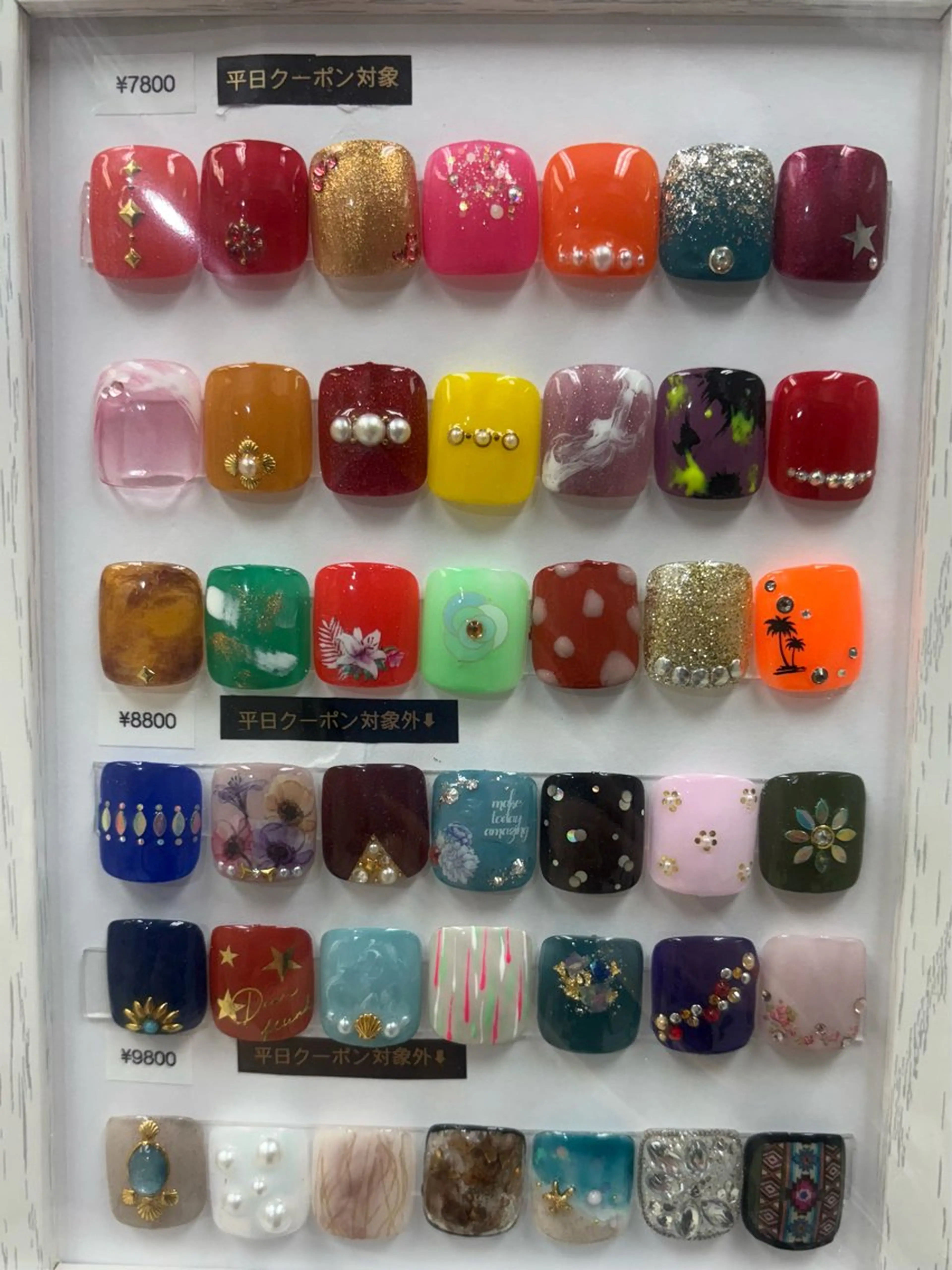 ネイル NAIL BUZZ ヒラバヤシのネイルデザイン