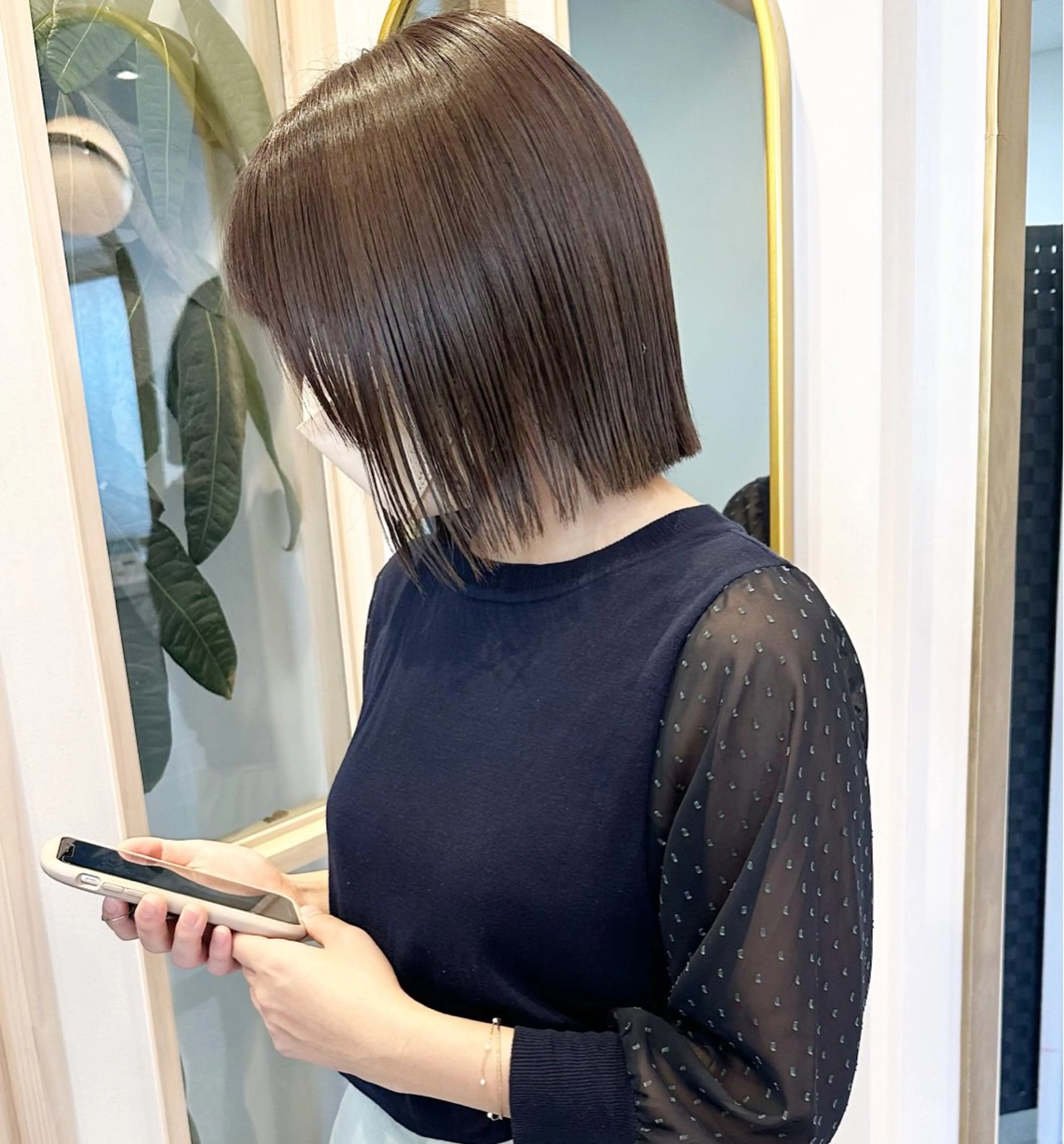 ミディアム カラー ショートボブ 透明感カラー グレージュ ボブ カット ヘアカラー 竹内啓太 ボブのヘアスタイル