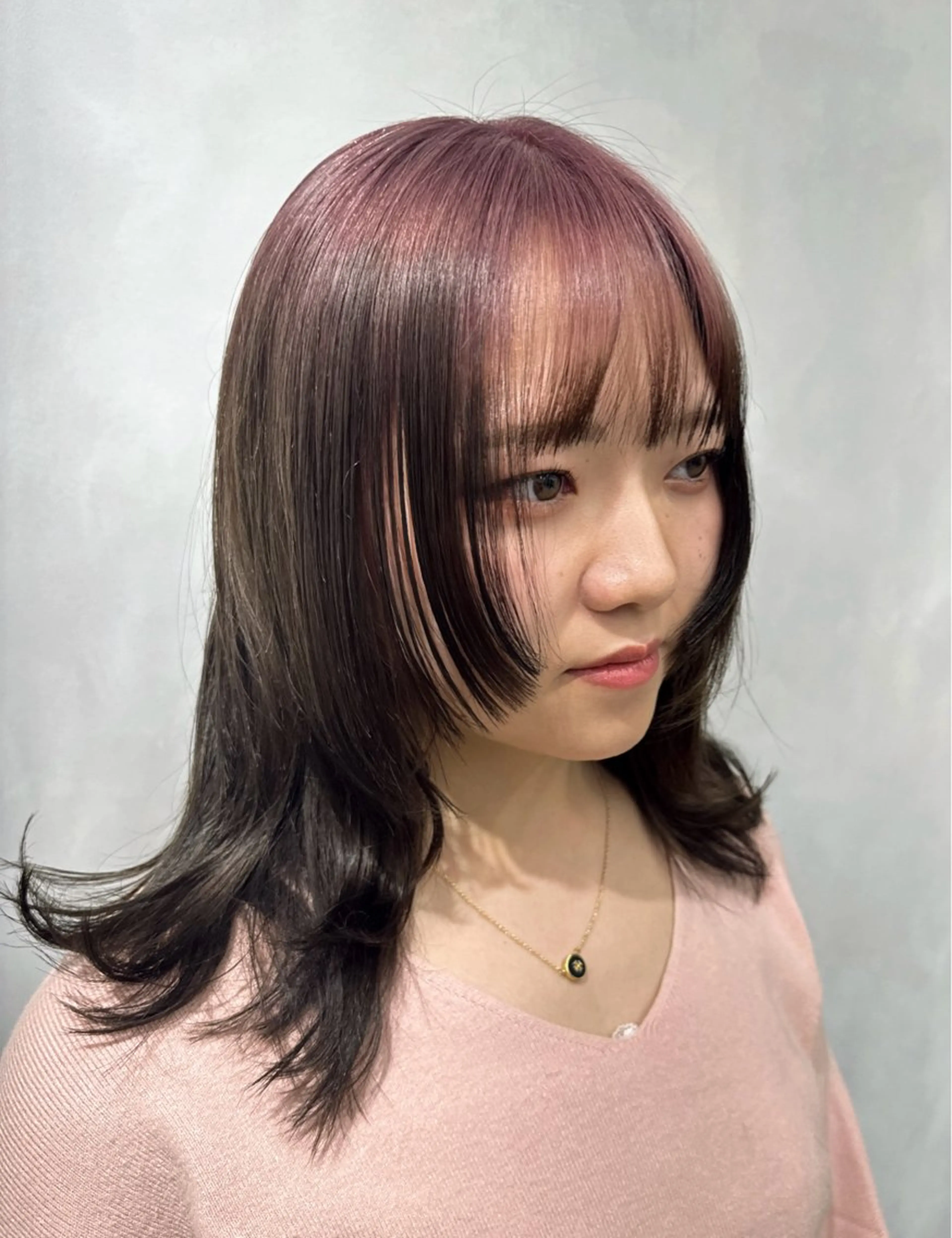 セミロング カラー デザインカラー ピンクカラー カット ヘアカラー トリートメント 透明感カラー✨艶髪 制作🌱山根あゆみのヘアスタイル